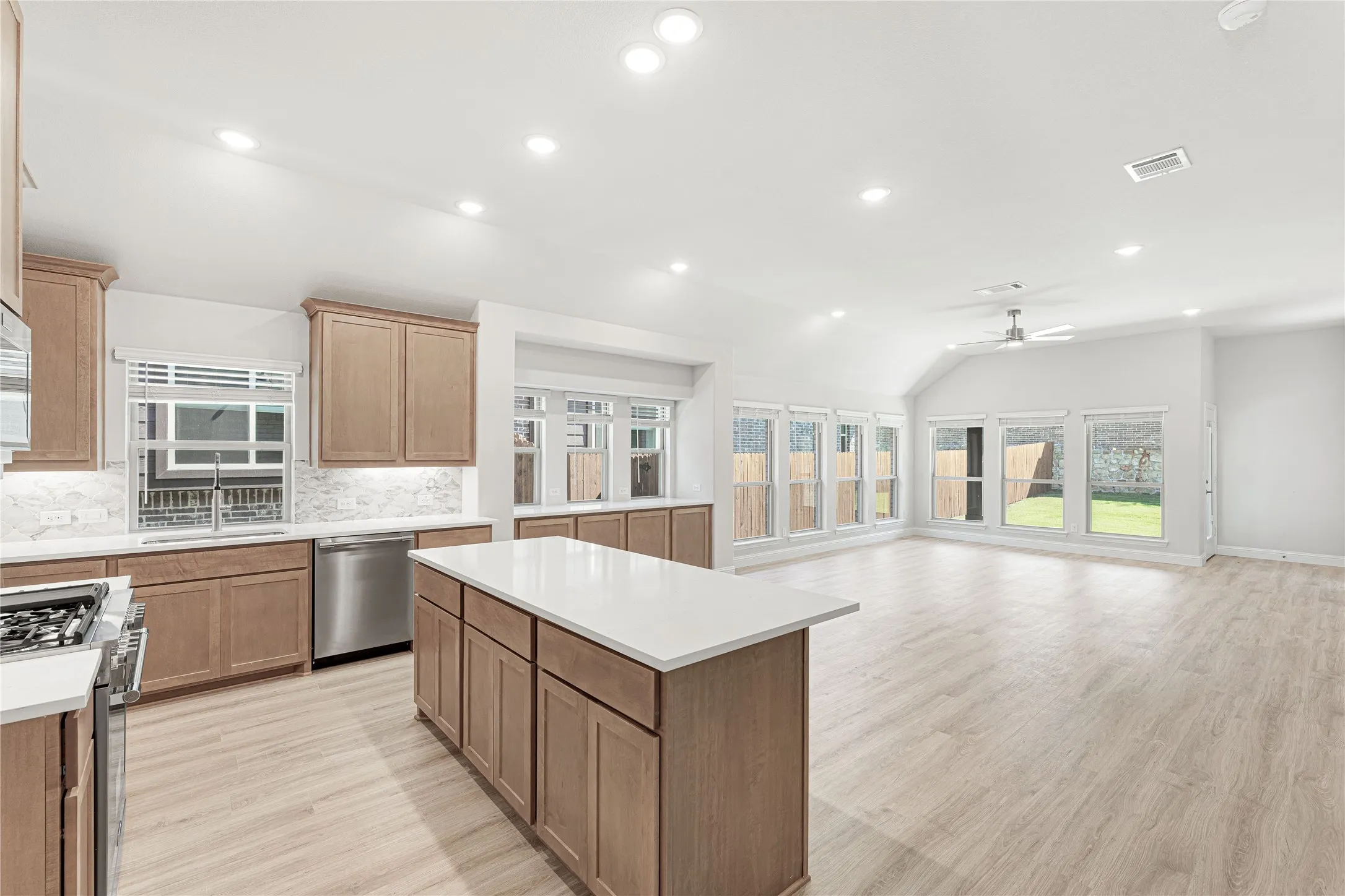 Single Family Residence For Sale in Collin County , 2033 Hickory Chase Lane, Anna, Texas 75409, 4 Bedroom, 2 Bathroom, 2 Garage spaces, 2,036 Sqft, built in 2026, mls#21336340, Real Estate Agent in Anna, Homes For Sale in Collin county, Homes For Sale in Anna, Realtor in Anna Texas, Real Estate Brokerage Independent Realty Texas, Luminita Cordes Realtor