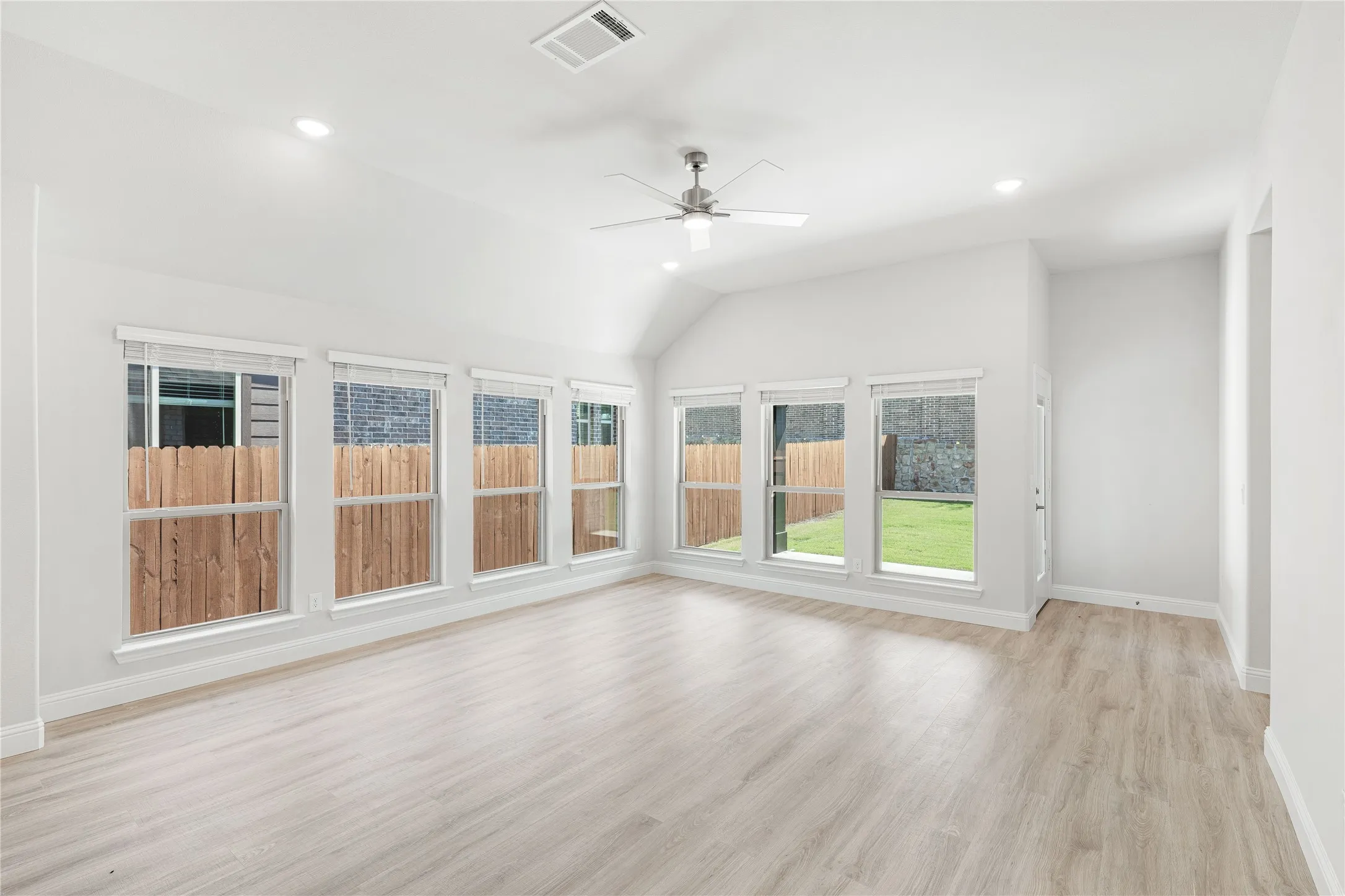 Single Family Residence For Sale in Collin County , 2033 Hickory Chase Lane, Anna, Texas 75409, 4 Bedroom, 2 Bathroom, 2 Garage spaces, 2,036 Sqft, built in 2026, mls#21336340, Real Estate Agent in Anna, Homes For Sale in Collin county, Homes For Sale in Anna, Realtor in Anna Texas, Real Estate Brokerage Independent Realty Texas, Luminita Cordes Realtor
