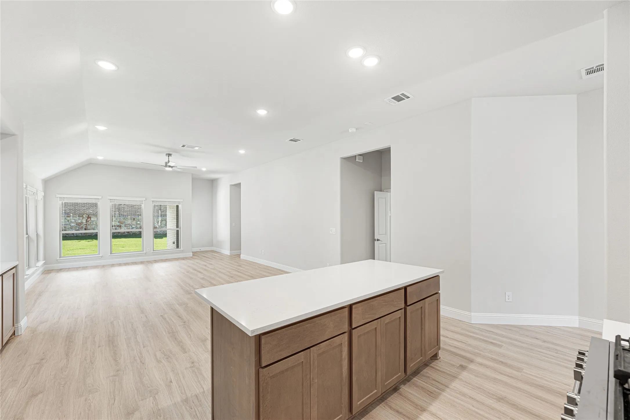 Single Family Residence For Sale in Collin County , 2033 Hickory Chase Lane, Anna, Texas 75409, 4 Bedroom, 2 Bathroom, 2 Garage spaces, 2,036 Sqft, built in 2026, mls#21336340, Real Estate Agent in Anna, Homes For Sale in Collin county, Homes For Sale in Anna, Realtor in Anna Texas, Real Estate Brokerage Independent Realty Texas, Luminita Cordes Realtor