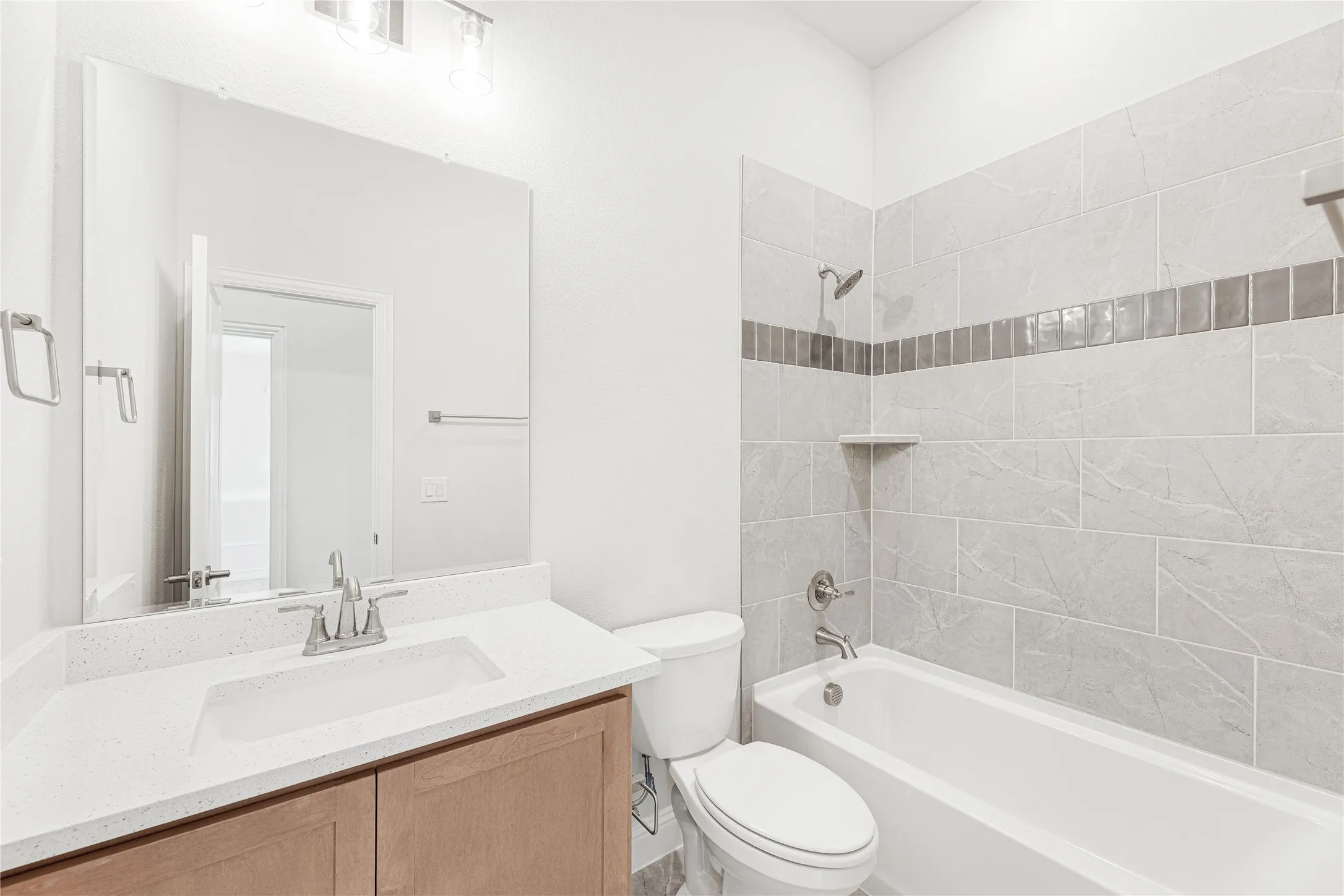 Single Family Residence For Sale in Collin County , 2033 Hickory Chase Lane, Anna, Texas 75409, 4 Bedroom, 2 Bathroom, 2 Garage spaces, 2,036 Sqft, built in 2026, mls#21336340, Real Estate Agent in Anna, Homes For Sale in Collin county, Homes For Sale in Anna, Realtor in Anna Texas, Real Estate Brokerage Independent Realty Texas, Luminita Cordes Realtor