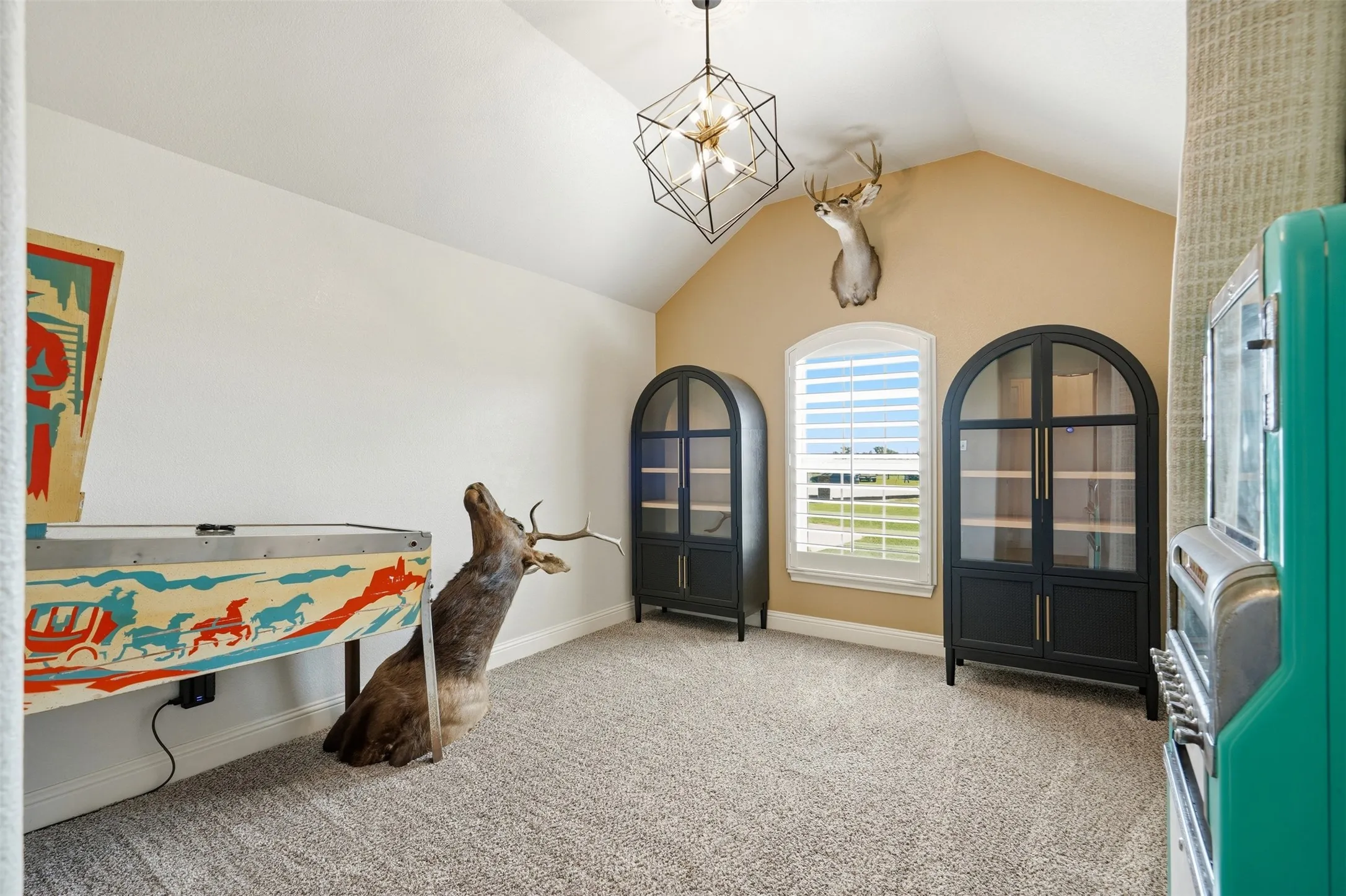 Single Family Residence For Sale in Parker County , 205 Lavender Court, Springtown, Texas 76082, 4 Bedroom, 2 Bathroom, 3 Garage spaces, 2,102 Sqft, built in 2017, mls#21338760, Real Estate Agent in Springtown, Homes For Sale in Parker county, Homes For Sale in Springtown, Realtor in Springtown Texas, Real Estate Brokerage Independent Realty Texas, Luminita Cordes Realtor