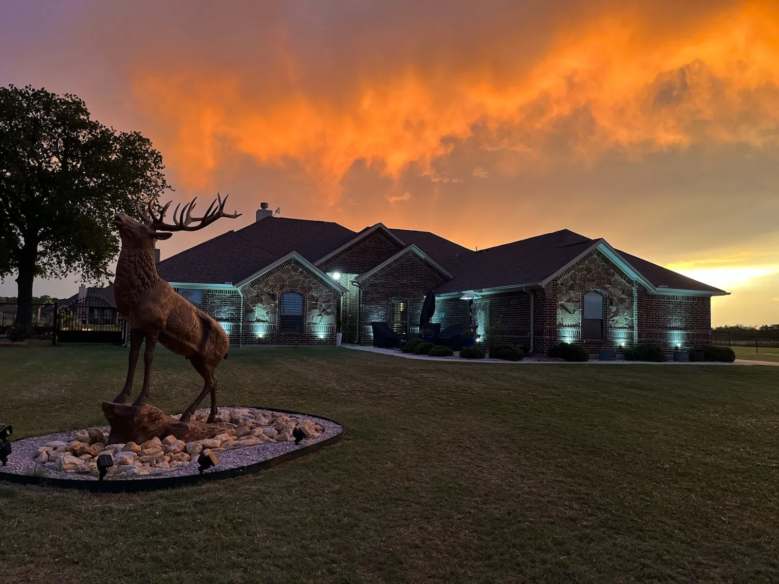 Single Family Residence For Sale in Parker County , 205 Lavender Court, Springtown, Texas 76082, 4 Bedroom, 2 Bathroom, 3 Garage spaces, 2,102 Sqft, built in 2017, mls#21338760, Real Estate Agent in Springtown, Homes For Sale in Parker county, Homes For Sale in Springtown, Realtor in Springtown Texas, Real Estate Brokerage Independent Realty Texas, Luminita Cordes Realtor