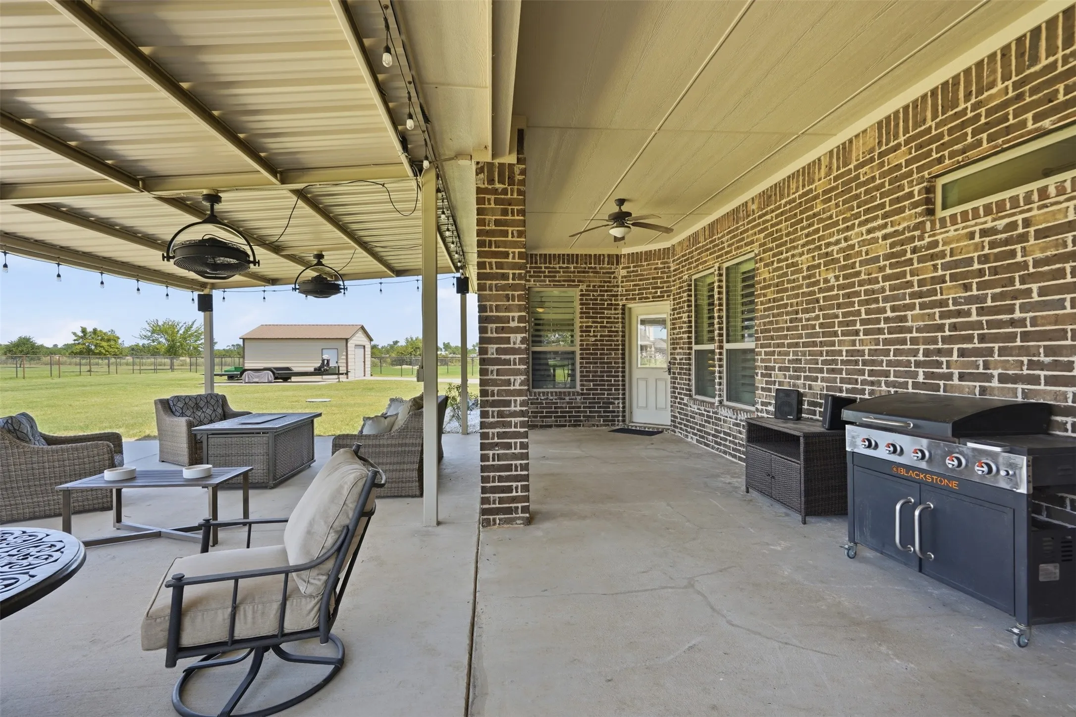 Single Family Residence For Sale in Parker County , 205 Lavender Court, Springtown, Texas 76082, 4 Bedroom, 2 Bathroom, 3 Garage spaces, 2,102 Sqft, built in 2017, mls#21338760, Real Estate Agent in Springtown, Homes For Sale in Parker county, Homes For Sale in Springtown, Realtor in Springtown Texas, Real Estate Brokerage Independent Realty Texas, Luminita Cordes Realtor
