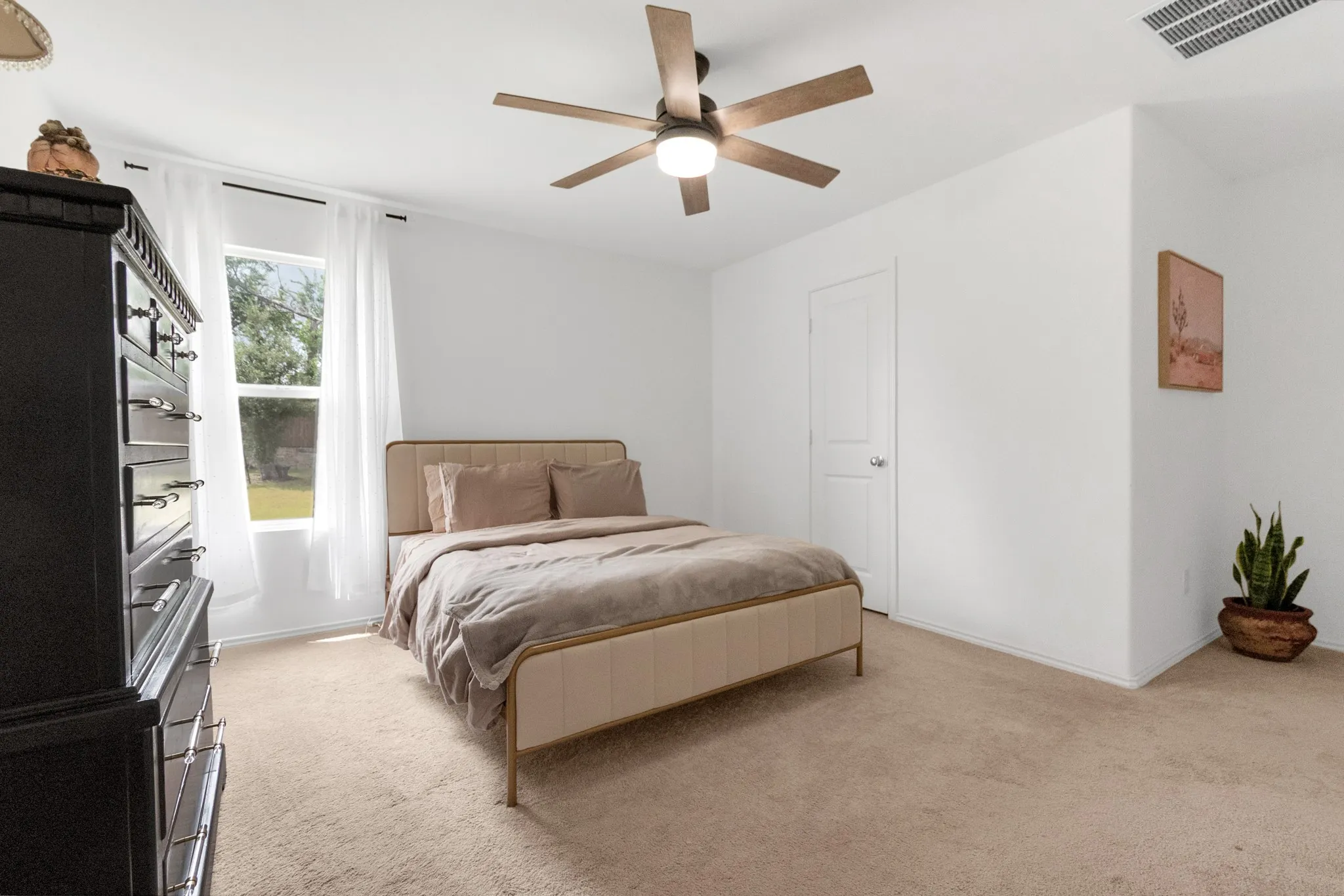 Single Family Residence For Sale in Collin County , 1801 Ashland Street, Mc Kinney, Texas 75071, 3 Bedroom, 2 Bathroom, 2 Garage spaces, 1,479 Sqft, built in 2024, mls#21332985, Real Estate Agent in Mc Kinney, Homes For Sale in Collin county, Homes For Sale in Mc Kinney, Realtor in Mc Kinney Texas, Real Estate Brokerage Independent Realty Texas, Luminita Cordes Realtor