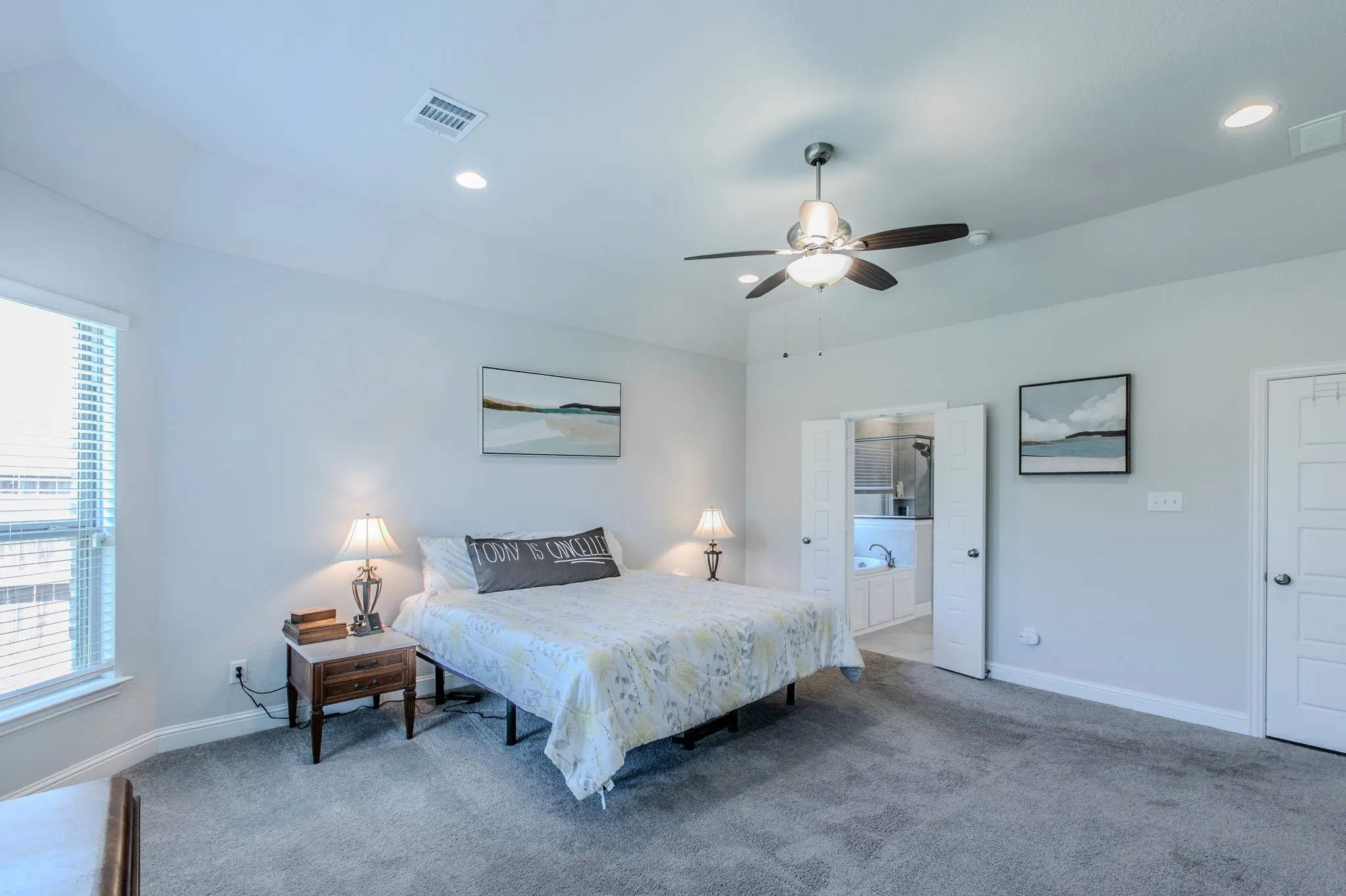 Single Family Residence For Sale in Mc Lennan County , 272 Big Creek Loop, Hewitt, Texas 76643, 4 Bedroom, 3 Bathroom, 2 Garage spaces, 3,172 Sqft, built in 2019, mls#21339675, Real Estate Agent in Hewitt, Homes For Sale in Mc Lennan county, Homes For Sale in Hewitt, Realtor in Hewitt Texas, Real Estate Brokerage Independent Realty Texas, Luminita Cordes Realtor