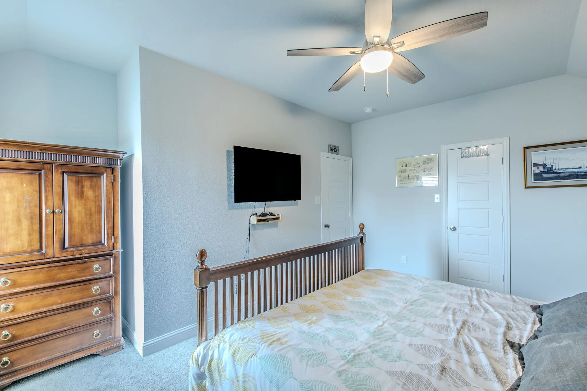 Single Family Residence For Sale in Mc Lennan County , 272 Big Creek Loop, Hewitt, Texas 76643, 4 Bedroom, 3 Bathroom, 2 Garage spaces, 3,172 Sqft, built in 2019, mls#21339675, Real Estate Agent in Hewitt, Homes For Sale in Mc Lennan county, Homes For Sale in Hewitt, Realtor in Hewitt Texas, Real Estate Brokerage Independent Realty Texas, Luminita Cordes Realtor