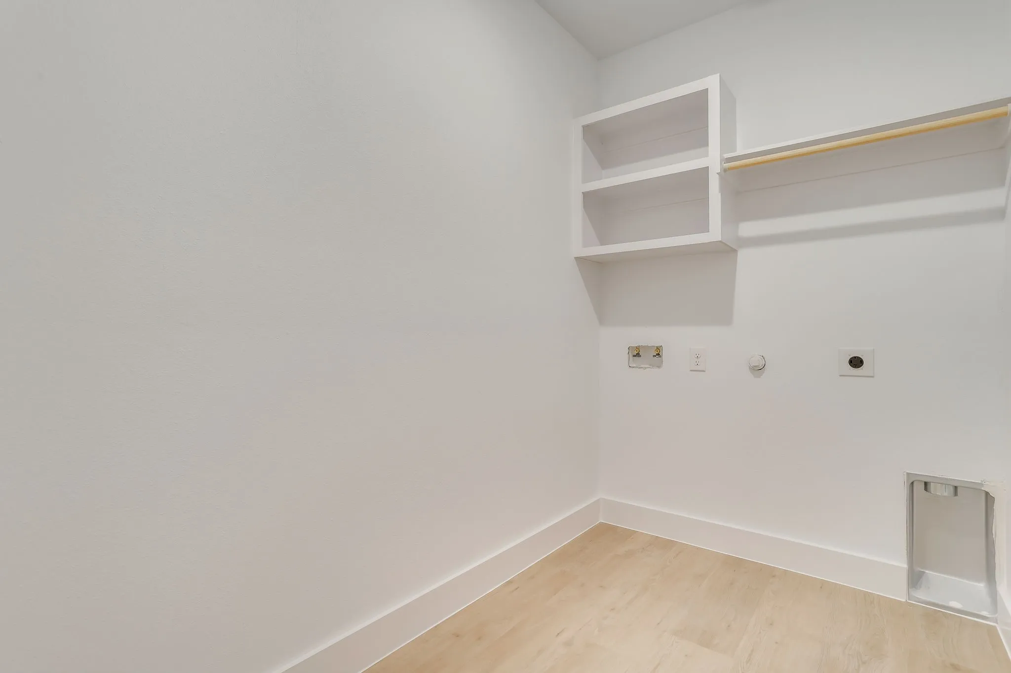 Single Family Residence For Sale in Tarrant County , 5225 Humbert Avenue, Fort Worth, Texas 76107, 4 Bedroom, 2 Bathroom, 2 Garage spaces, 1,793 Sqft, built in 2026, mls#21336197, Real Estate Agent in Fort Worth, Homes For Sale in Tarrant county, Homes For Sale in Fort Worth, Realtor in Fort Worth Texas, Real Estate Brokerage Independent Realty Texas, Luminita Cordes Realtor