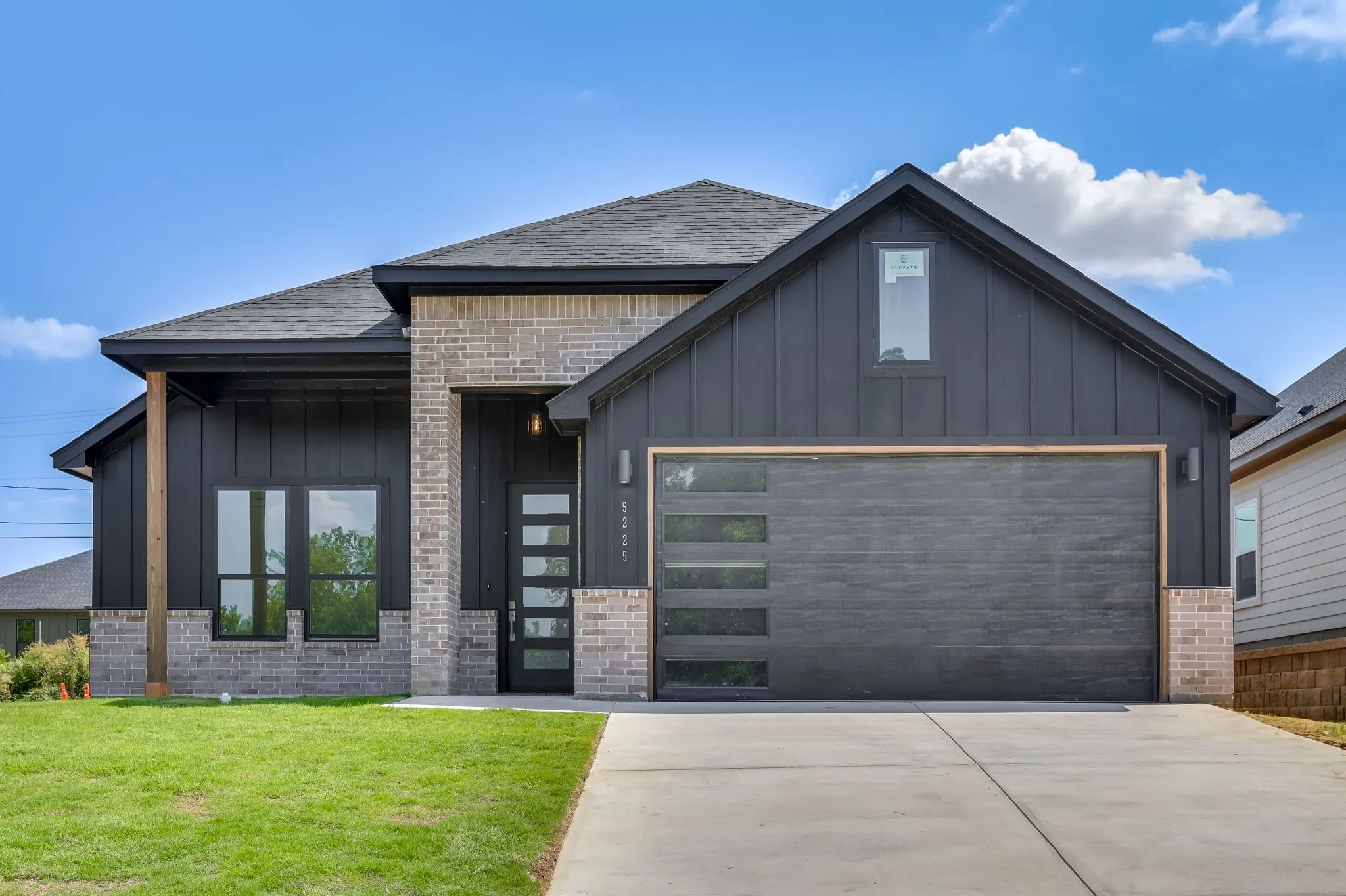 Single Family Residence For Sale in Tarrant County , 5225 Humbert Avenue, Fort Worth, Texas 76107, 4 Bedroom, 2 Bathroom, 2 Garage spaces, 1,793 Sqft, built in 2026, mls#21336197, Real Estate Agent in Fort Worth, Homes For Sale in Tarrant county, Homes For Sale in Fort Worth, Realtor in Fort Worth Texas, Real Estate Brokerage Independent Realty Texas, Luminita Cordes Realtor