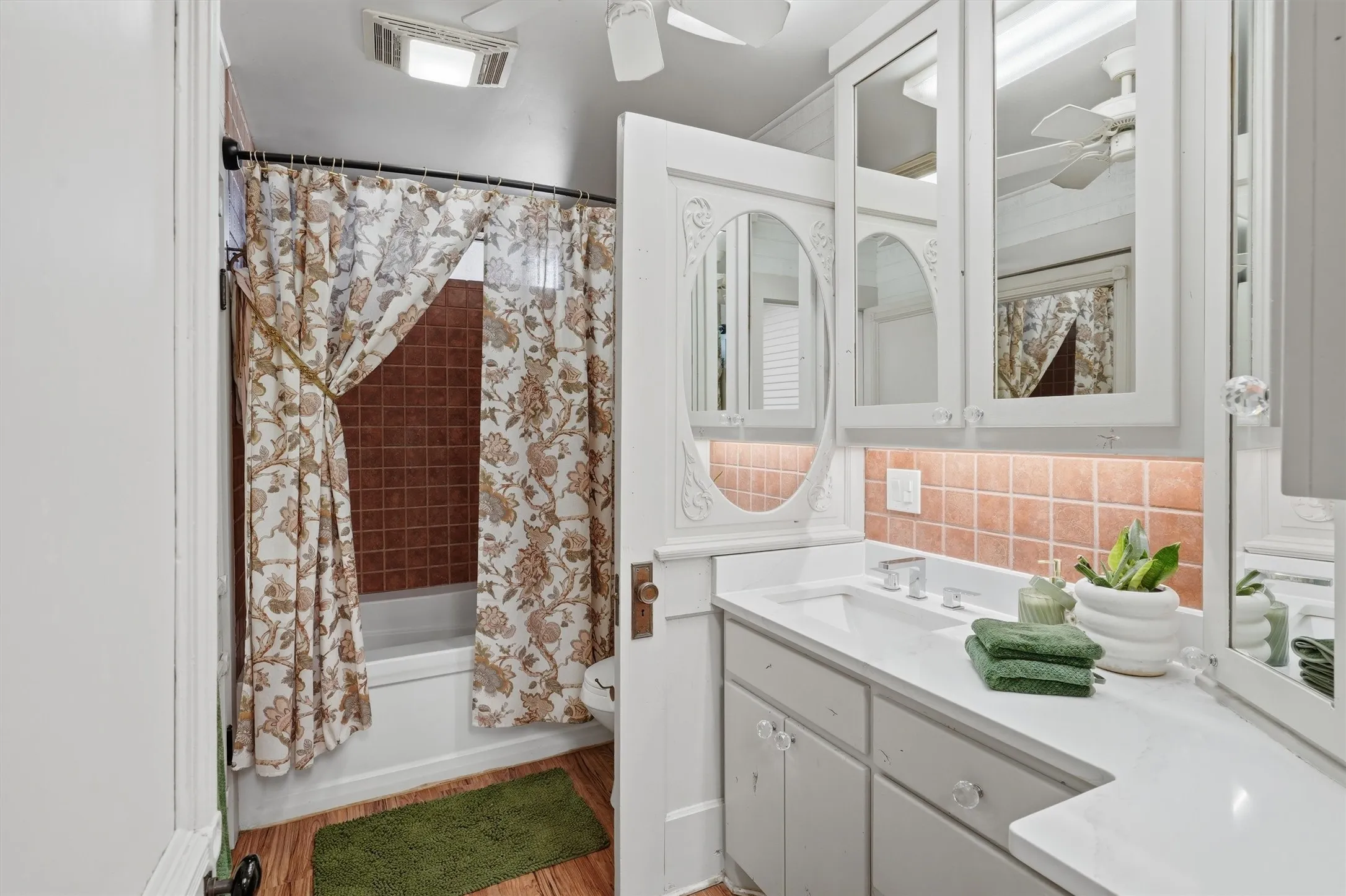 Single Family Residence For Sale in Parker County , 3790 Zion Hill Loop, Weatherford, Texas 76088, 2 Bedroom, 2 Bathroom, 1 Garage spaces, 900 Sqft, built in 2005, mls#21339363, Real Estate Agent in Weatherford, Homes For Sale in Parker county, Homes For Sale in Weatherford, Realtor in Weatherford Texas, Real Estate Brokerage Independent Realty Texas, Luminita Cordes Realtor