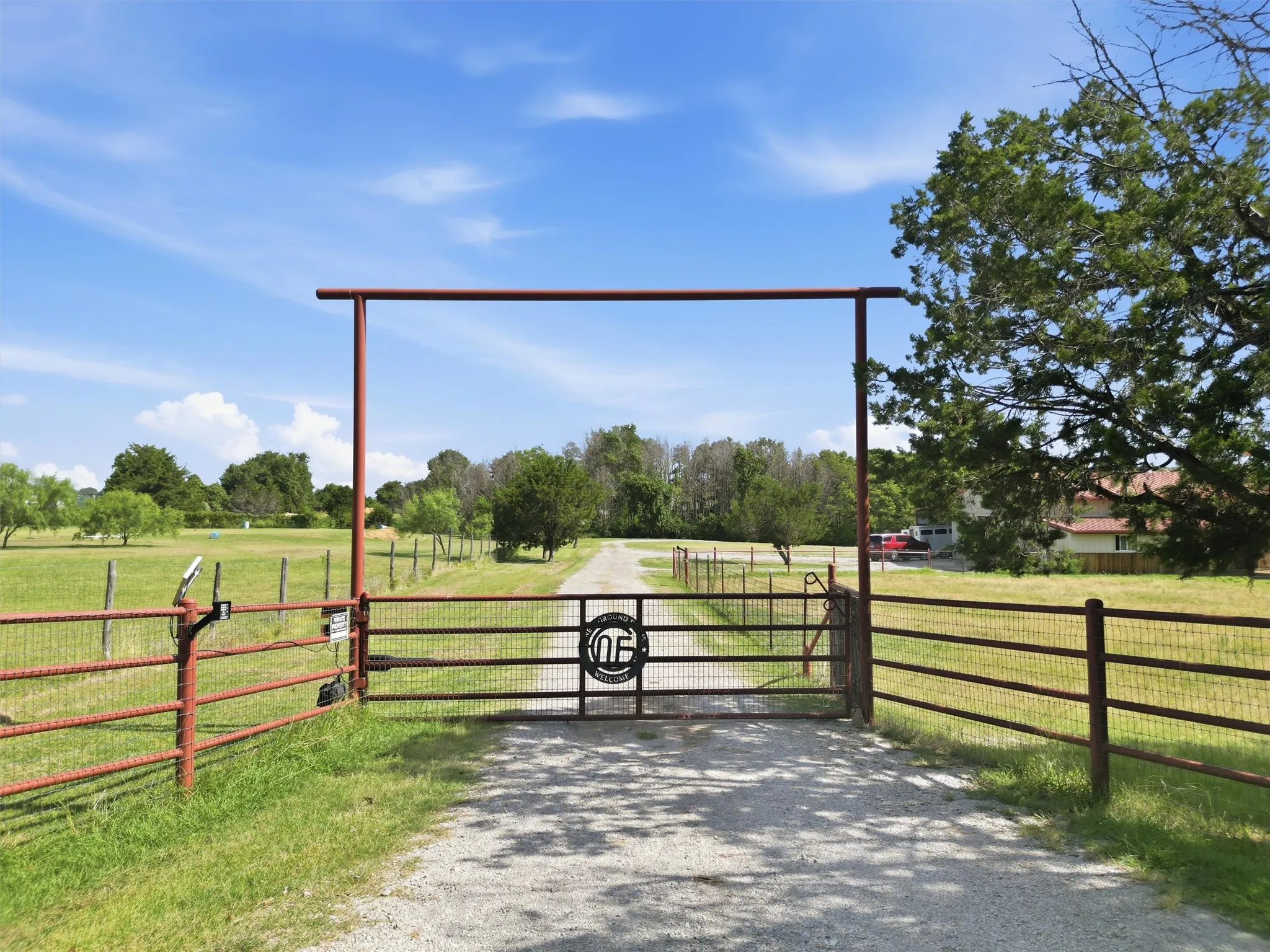 Single Family Residence For Sale in Parker County , 3790 Zion Hill Loop, Weatherford, Texas 76088, 2 Bedroom, 2 Bathroom, 1 Garage spaces, 900 Sqft, built in 2005, mls#21339363, Real Estate Agent in Weatherford, Homes For Sale in Parker county, Homes For Sale in Weatherford, Realtor in Weatherford Texas, Real Estate Brokerage Independent Realty Texas, Luminita Cordes Realtor