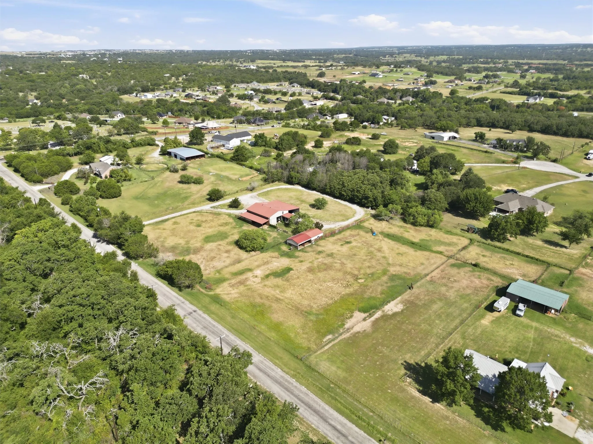 Single Family Residence For Sale in Parker County , 3790 Zion Hill Loop, Weatherford, Texas 76088, 2 Bedroom, 2 Bathroom, 1 Garage spaces, 900 Sqft, built in 2005, mls#21339363, Real Estate Agent in Weatherford, Homes For Sale in Parker county, Homes For Sale in Weatherford, Realtor in Weatherford Texas, Real Estate Brokerage Independent Realty Texas, Luminita Cordes Realtor