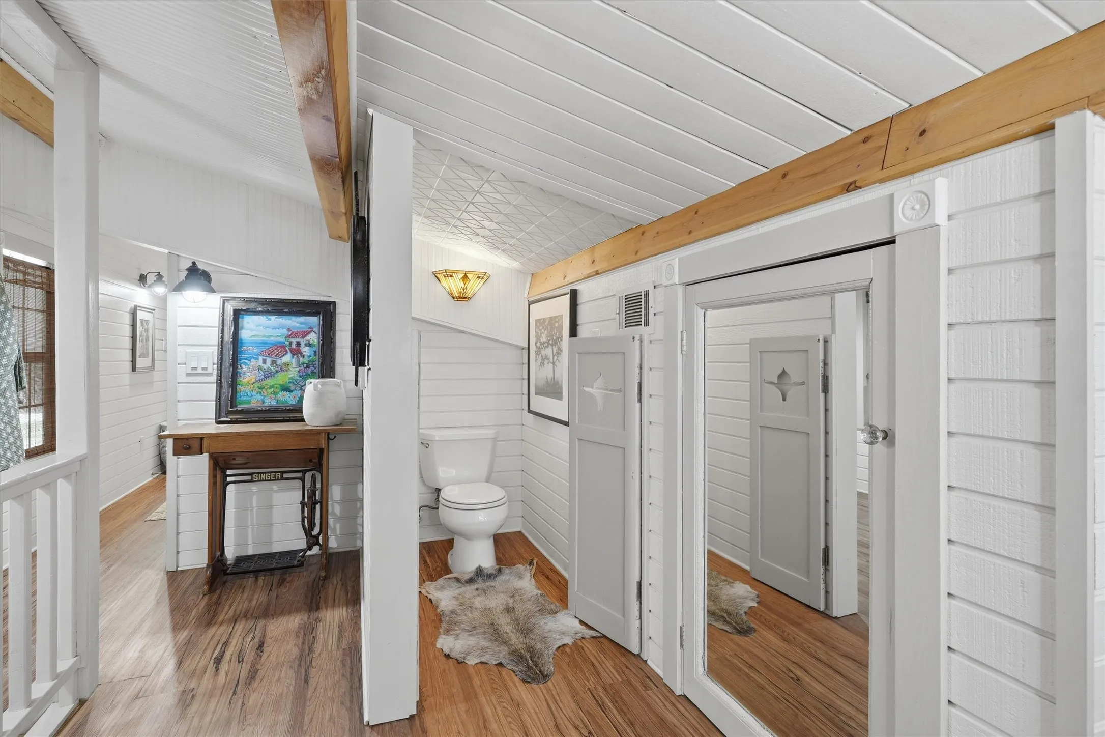 Single Family Residence For Sale in Parker County , 3790 Zion Hill Loop, Weatherford, Texas 76088, 2 Bedroom, 2 Bathroom, 1 Garage spaces, 900 Sqft, built in 2005, mls#21339363, Real Estate Agent in Weatherford, Homes For Sale in Parker county, Homes For Sale in Weatherford, Realtor in Weatherford Texas, Real Estate Brokerage Independent Realty Texas, Luminita Cordes Realtor