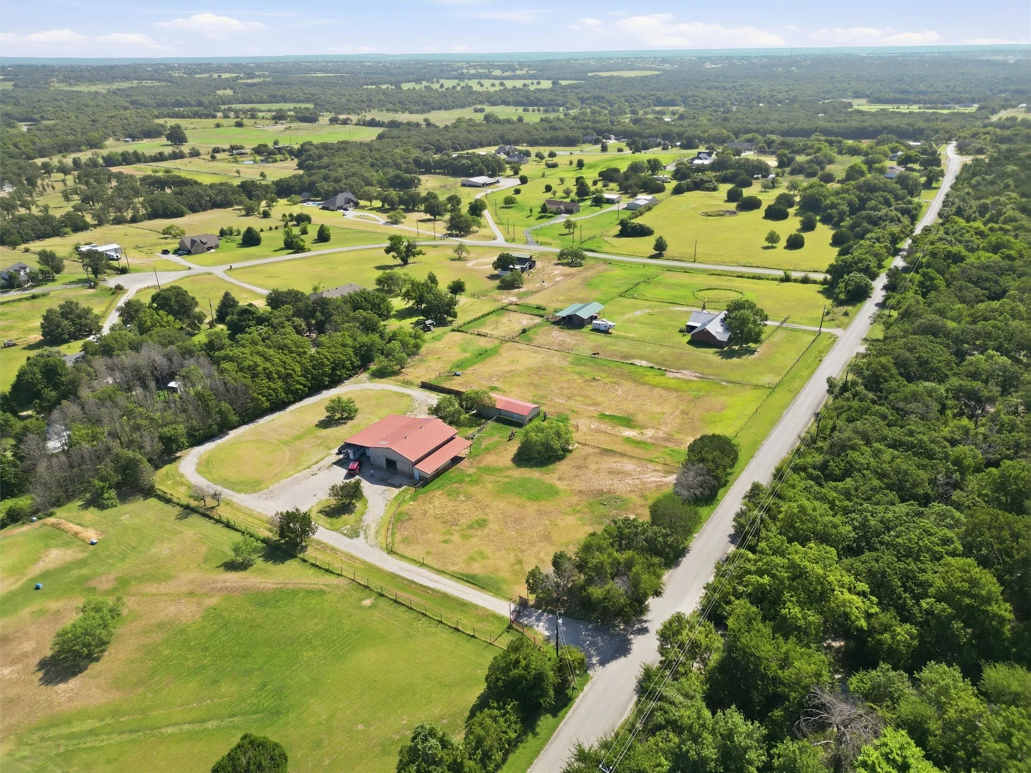 Single Family Residence For Sale in Parker County , 3790 Zion Hill Loop, Weatherford, Texas 76088, 2 Bedroom, 2 Bathroom, 1 Garage spaces, 900 Sqft, built in 2005, mls#21339363, Real Estate Agent in Weatherford, Homes For Sale in Parker county, Homes For Sale in Weatherford, Realtor in Weatherford Texas, Real Estate Brokerage Independent Realty Texas, Luminita Cordes Realtor