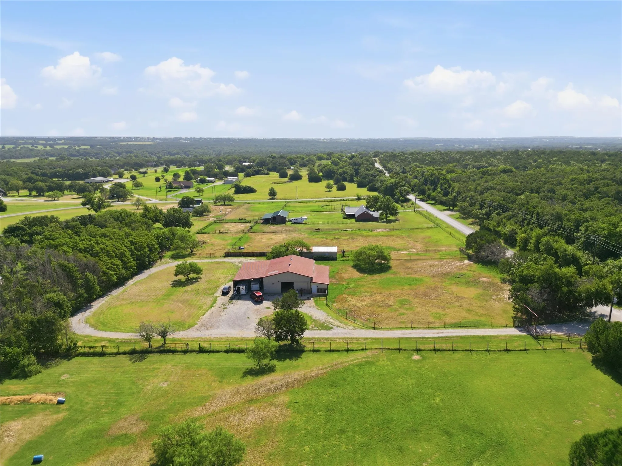 Single Family Residence For Sale in Parker County , 3790 Zion Hill Loop, Weatherford, Texas 76088, 2 Bedroom, 2 Bathroom, 1 Garage spaces, 900 Sqft, built in 2005, mls#21339363, Real Estate Agent in Weatherford, Homes For Sale in Parker county, Homes For Sale in Weatherford, Realtor in Weatherford Texas, Real Estate Brokerage Independent Realty Texas, Luminita Cordes Realtor