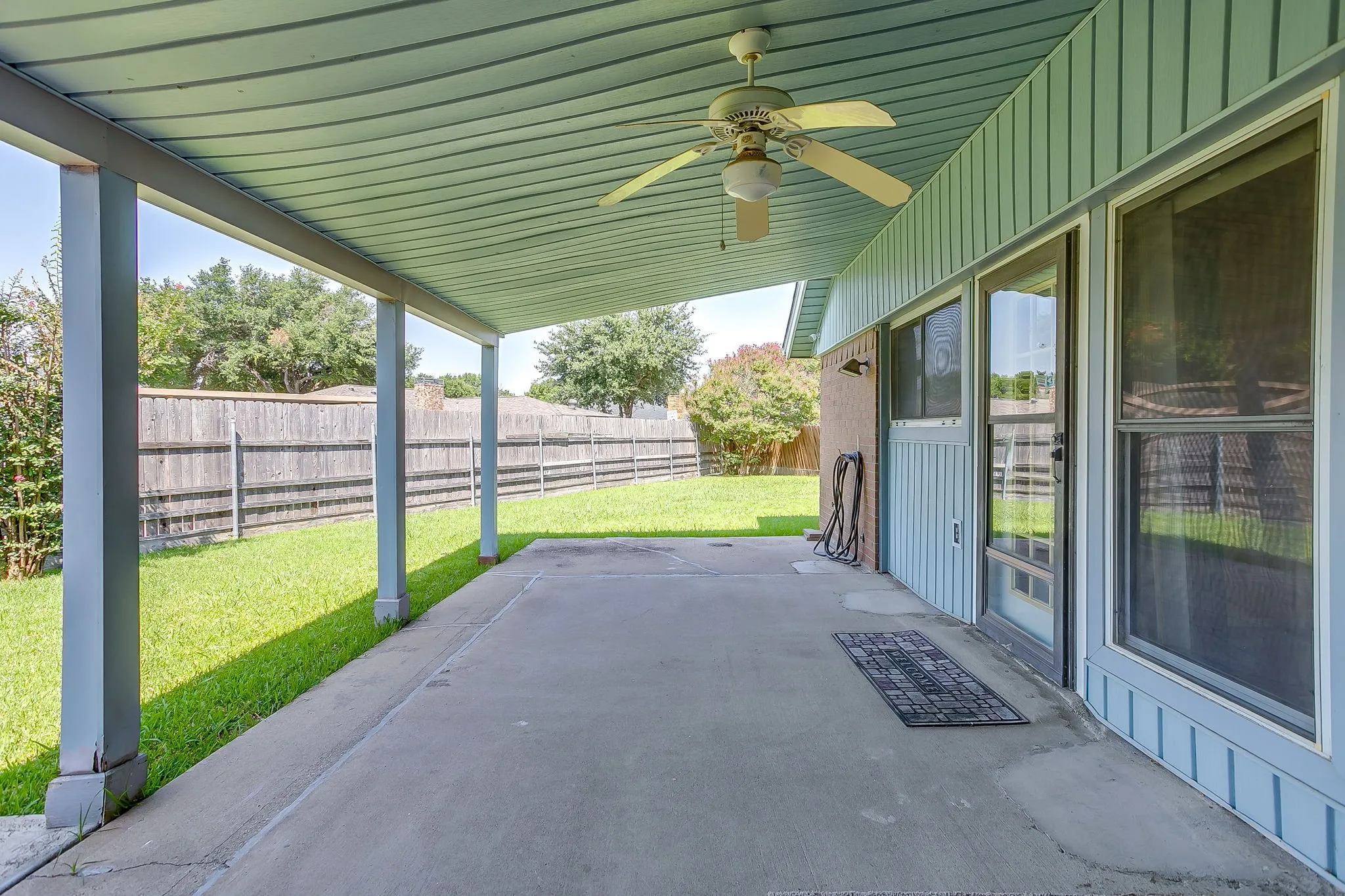 Single Family Residence For Sale in Dallas County , 5419 Barcelona Drive, Garland, Texas 75043, 3 Bedrooms, 2 Bathrooms, 2 Garage spaces, 1,611 Sqft, built in 1979, Price $265,000, mls#21338716, Real Estate Agent in Garland, Homes For Sale in Dallas county, Homes For Sale in Garland, Realtor in Garland Texas, Real Estate Brokerage Independent Realty Texas, Luminita Cordes Realtor