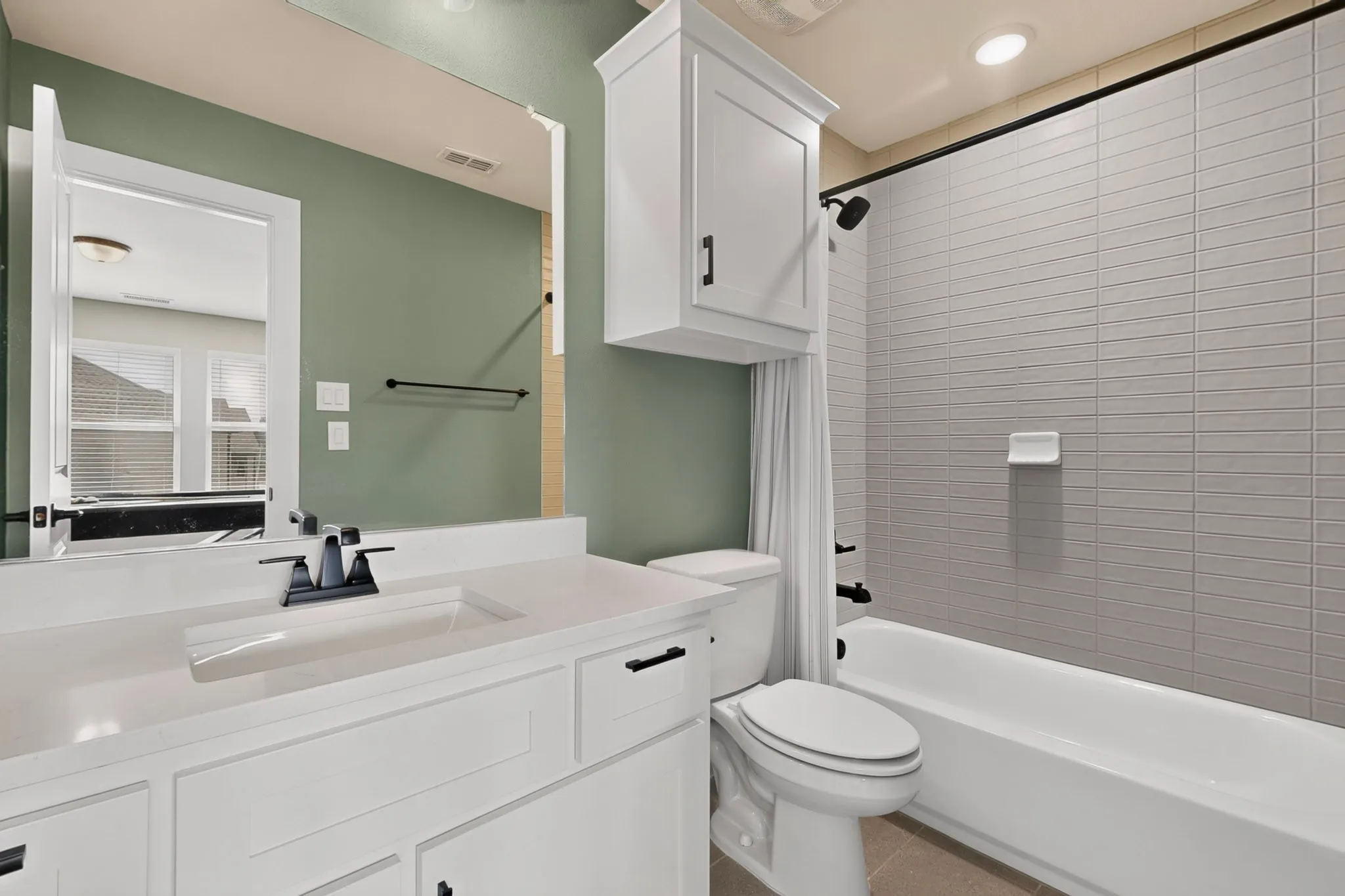 Single Family Residence For Sale in Dallas County , 1809 Rustic Vine Road, Mesquite, Texas 75181, 4 Bedroom, 3 Bathroom, 2 Garage spaces, 2,678 Sqft, built in 2023, mls#21339999, Real Estate Agent in Mesquite, Homes For Sale in Dallas county, Homes For Sale in Mesquite, Realtor in Mesquite Texas, Real Estate Brokerage Independent Realty Texas, Luminita Cordes Realtor