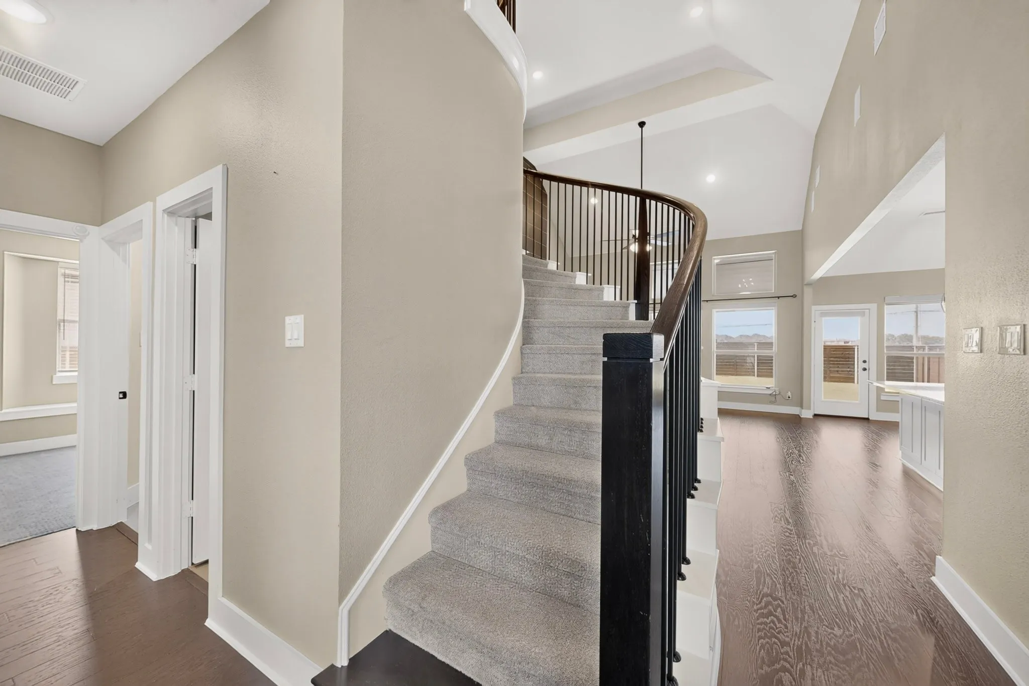 Single Family Residence For Sale in Dallas County , 1809 Rustic Vine Road, Mesquite, Texas 75181, 4 Bedroom, 3 Bathroom, 2 Garage spaces, 2,678 Sqft, built in 2023, mls#21339999, Real Estate Agent in Mesquite, Homes For Sale in Dallas county, Homes For Sale in Mesquite, Realtor in Mesquite Texas, Real Estate Brokerage Independent Realty Texas, Luminita Cordes Realtor