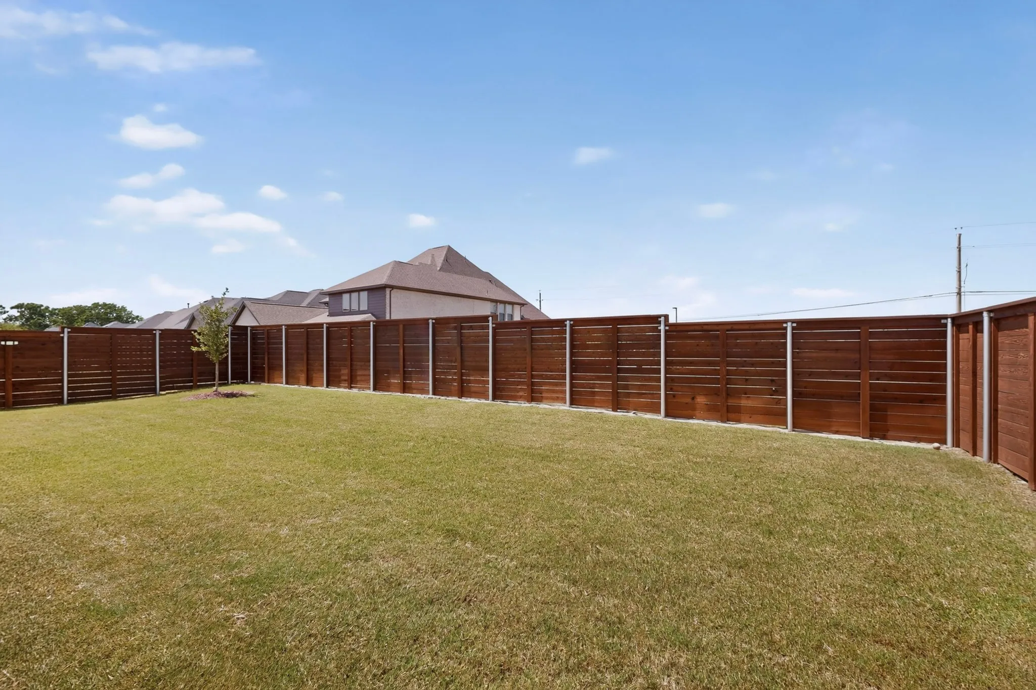 Single Family Residence For Sale in Dallas County , 1809 Rustic Vine Road, Mesquite, Texas 75181, 4 Bedroom, 3 Bathroom, 2 Garage spaces, 2,678 Sqft, built in 2023, mls#21339999, Real Estate Agent in Mesquite, Homes For Sale in Dallas county, Homes For Sale in Mesquite, Realtor in Mesquite Texas, Real Estate Brokerage Independent Realty Texas, Luminita Cordes Realtor