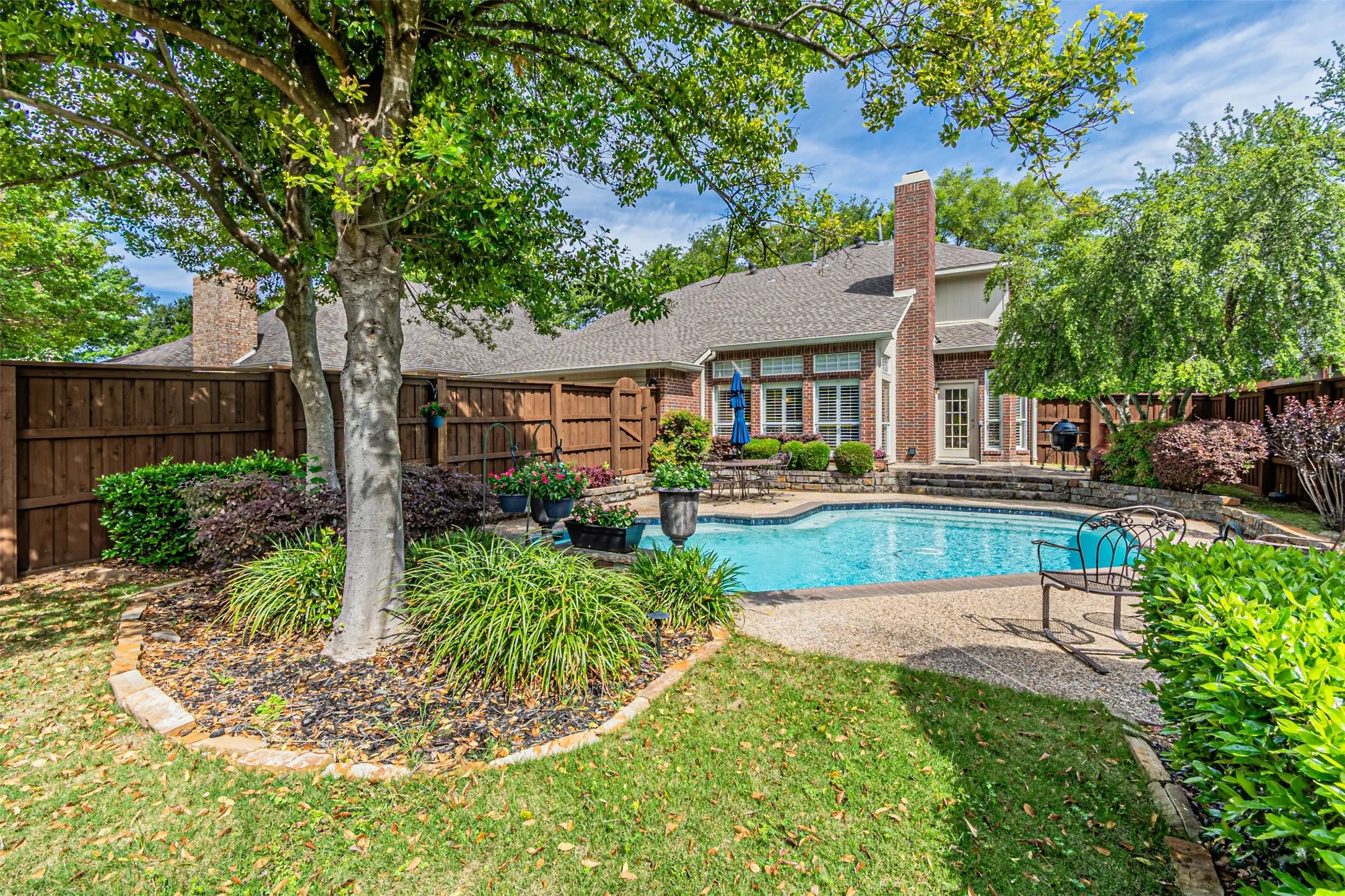 Gorgeous backyard with grassy area