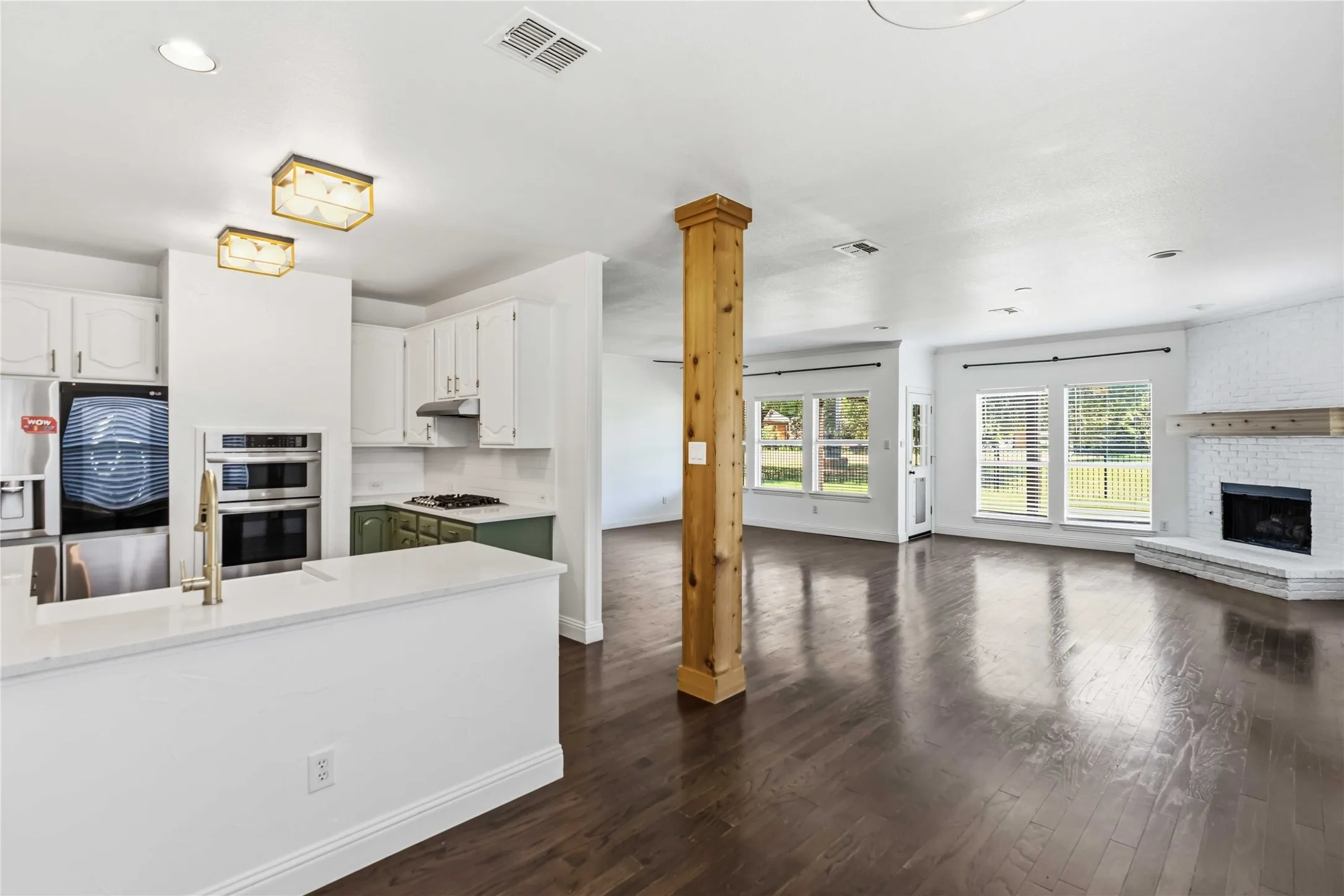 Single Family Residence For Rent in Collin County , 5918 Lafayette Drive, Frisco, Texas 75035, 4 Bedroom, 2 Bathroom, 2 Garage spaces, 2,000 Sqft, built in 1999, mls#21338775, Real Estate Agent in Frisco, Homes For Rent in Collin county, Homes For Rent in Frisco, Realtor in Frisco Texas, Real Estate Brokerage Independent Realty Texas, Luminita Cordes Realtor