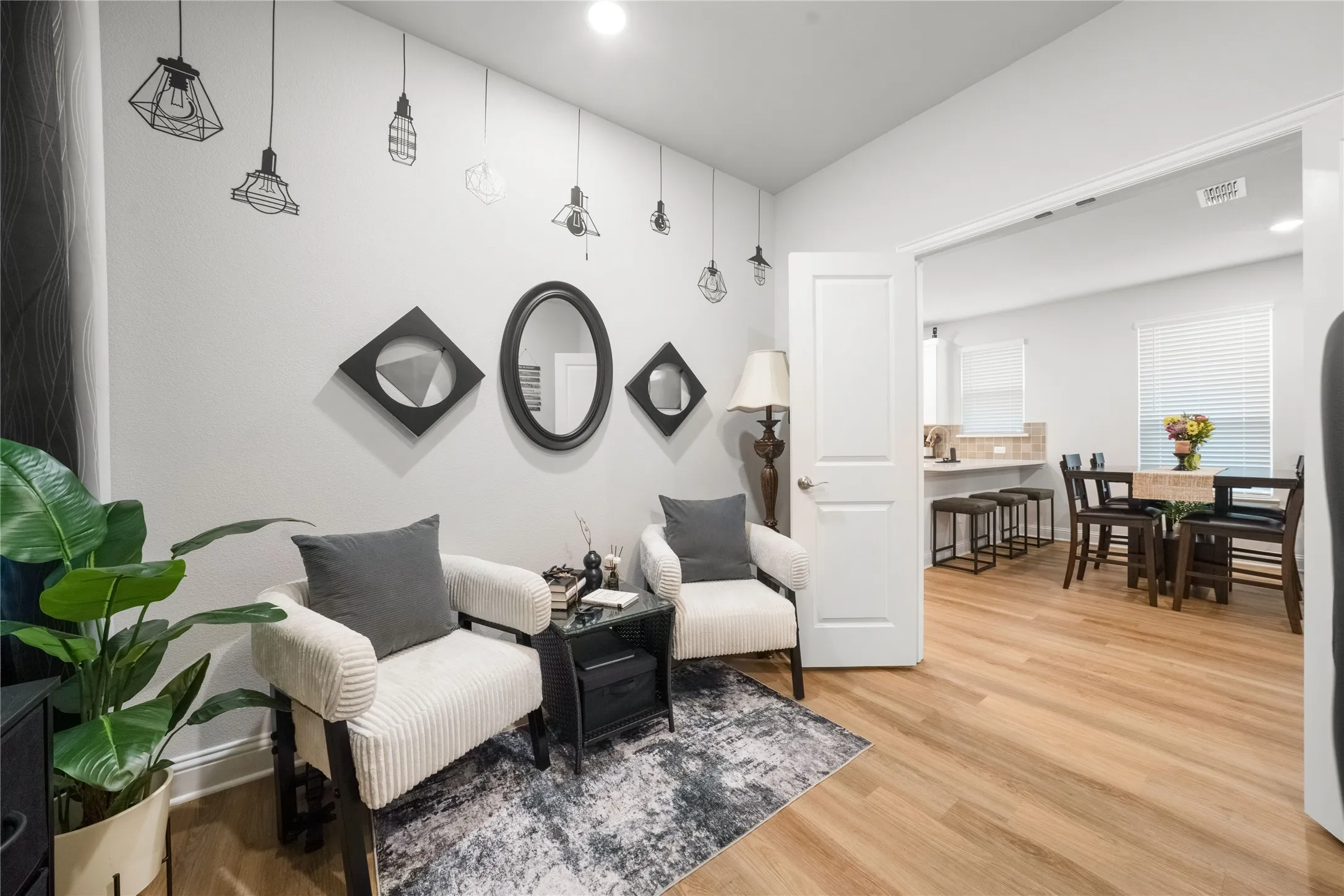 Single Family Residence For Sale in Collin County , 11376 Chiltern Street, Frisco, Texas 75035, 4 Bedroom, 4 Bathroom, 2 Garage spaces, 2,490 Sqft, built in 2024, mls#21338507, Real Estate Agent in Frisco, Homes For Sale in Collin county, Homes For Sale in Frisco, Realtor in Frisco Texas, Real Estate Brokerage Independent Realty Texas, Luminita Cordes Realtor