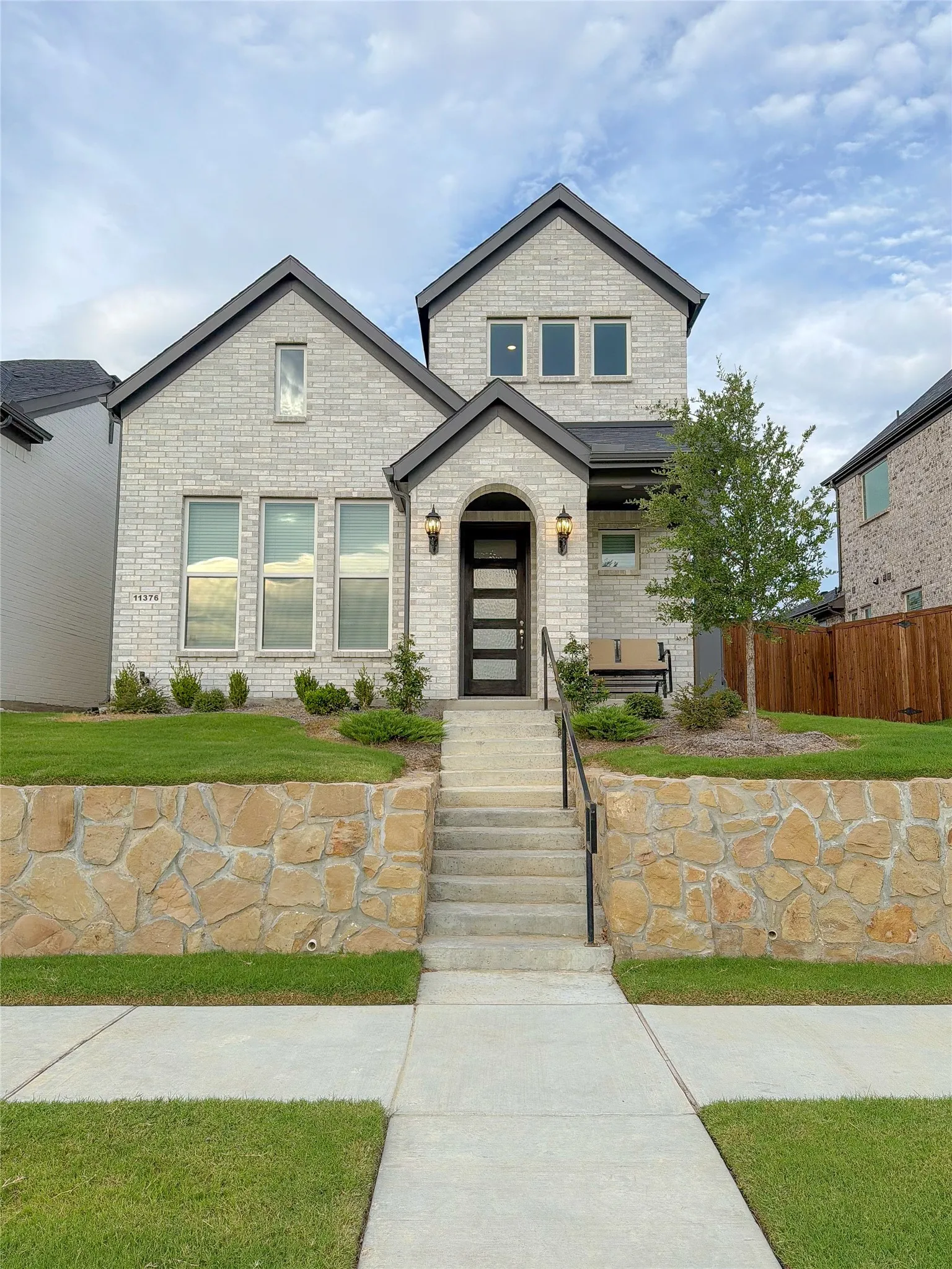 Single Family Residence For Sale in Collin County , 11376 Chiltern Street, Frisco, Texas 75035, 4 Bedroom, 4 Bathroom, 2 Garage spaces, 2,490 Sqft, built in 2024, mls#21338507, Real Estate Agent in Frisco, Homes For Sale in Collin county, Homes For Sale in Frisco, Realtor in Frisco Texas, Real Estate Brokerage Independent Realty Texas, Luminita Cordes Realtor