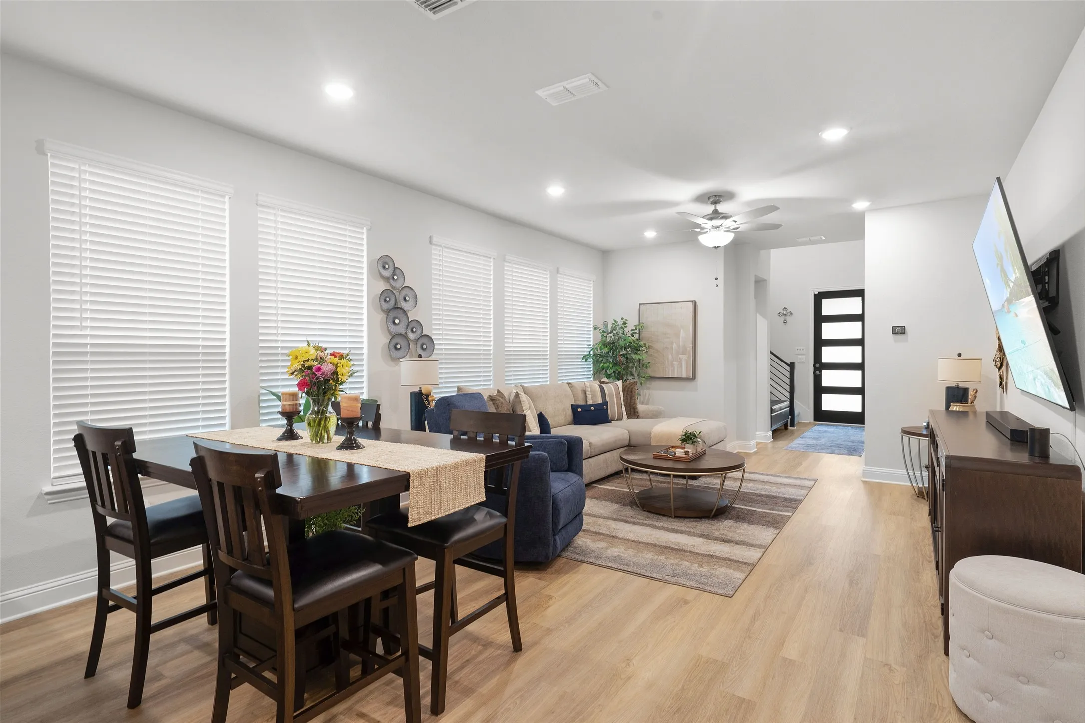 Single Family Residence For Sale in Collin County , 11376 Chiltern Street, Frisco, Texas 75035, 4 Bedroom, 4 Bathroom, 2 Garage spaces, 2,490 Sqft, built in 2024, mls#21338507, Real Estate Agent in Frisco, Homes For Sale in Collin county, Homes For Sale in Frisco, Realtor in Frisco Texas, Real Estate Brokerage Independent Realty Texas, Luminita Cordes Realtor