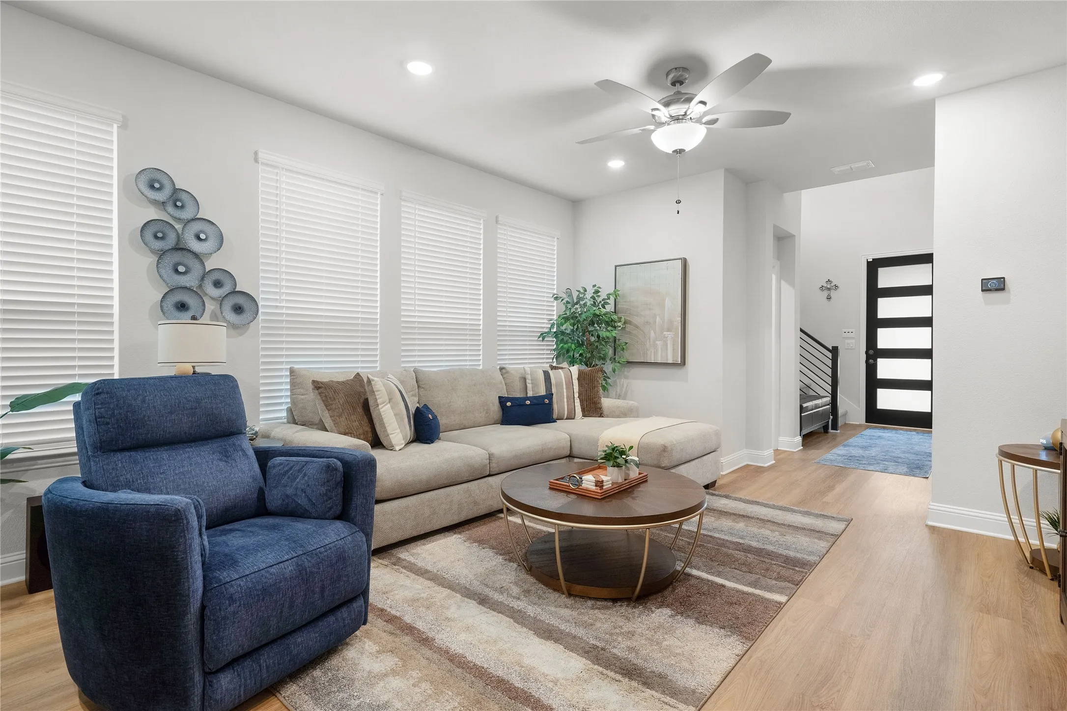 Single Family Residence For Sale in Collin County , 11376 Chiltern Street, Frisco, Texas 75035, 4 Bedroom, 4 Bathroom, 2 Garage spaces, 2,490 Sqft, built in 2024, mls#21338507, Real Estate Agent in Frisco, Homes For Sale in Collin county, Homes For Sale in Frisco, Realtor in Frisco Texas, Real Estate Brokerage Independent Realty Texas, Luminita Cordes Realtor