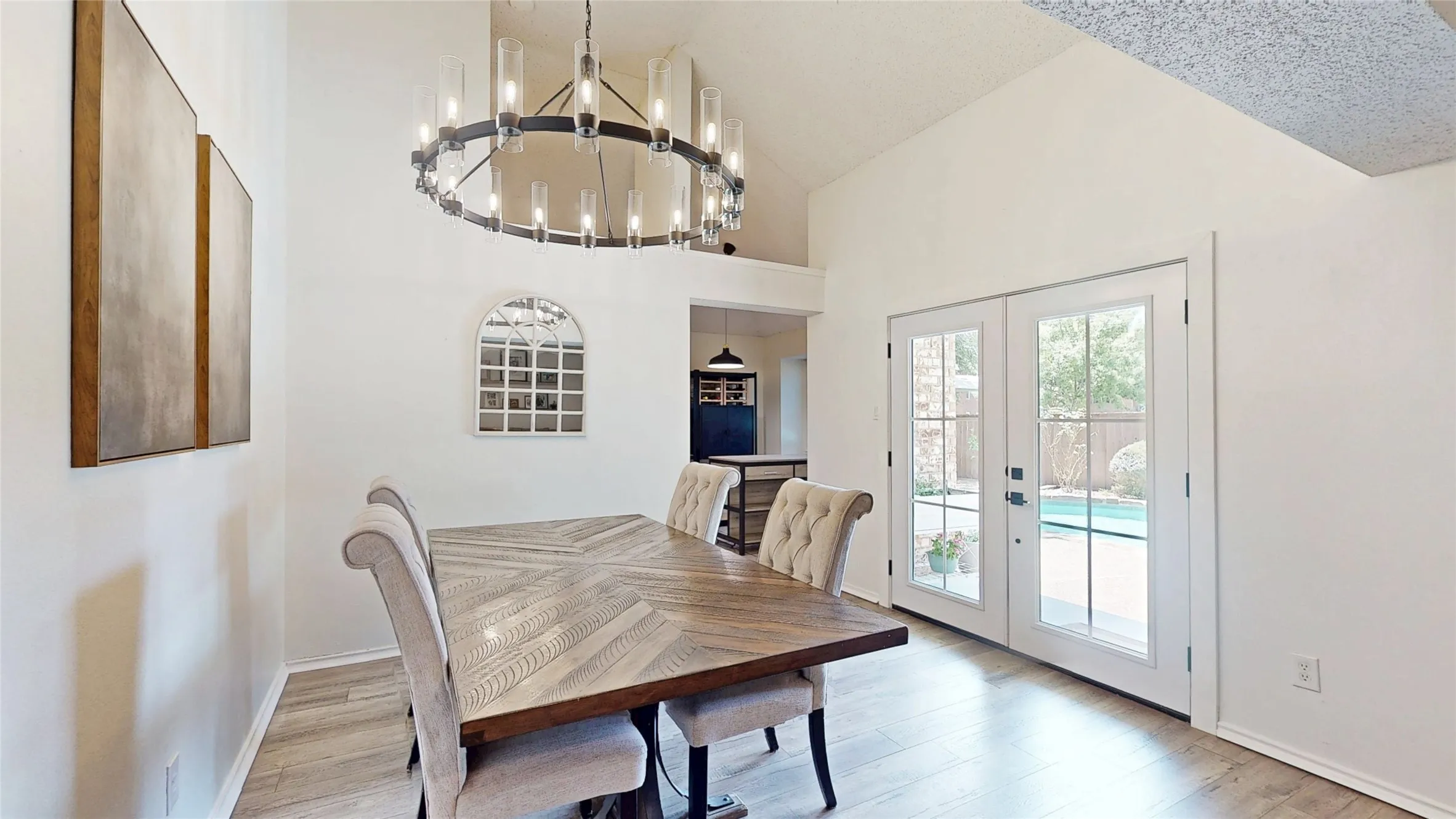 Single Family Residence For Sale in Tarrant County , 3321 Knob Oak Drive, Grapevine, Texas 76051, 4 Bedroom, 2 Bathroom, 2 Garage spaces, 1,758 Sqft, built in 1986, mls#21340012, Real Estate Agent in Grapevine, Homes For Sale in Tarrant county, Homes For Sale in Grapevine, Realtor in Grapevine Texas, Real Estate Brokerage Independent Realty Texas, Luminita Cordes Realtor
