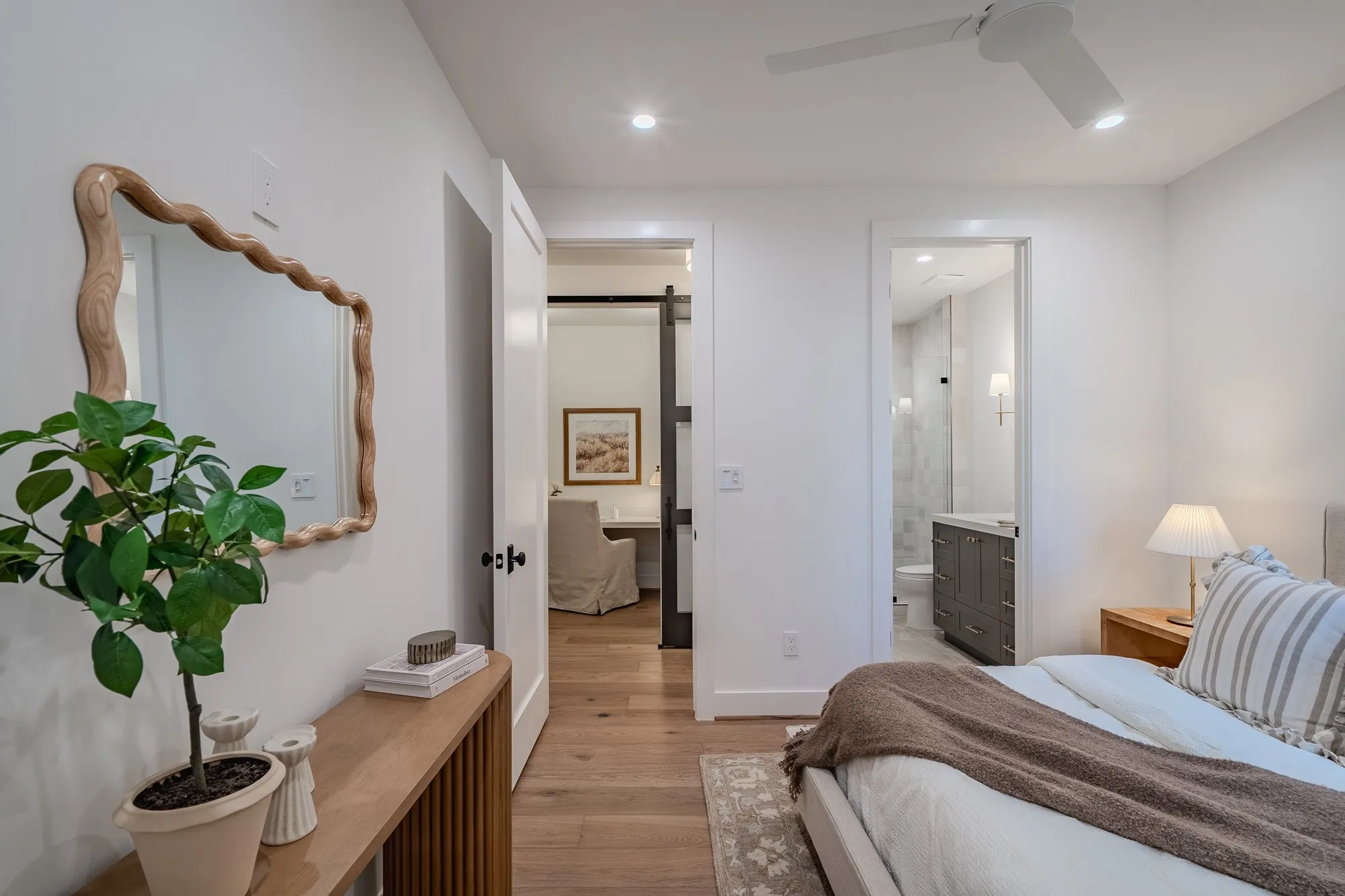Condominium For Rent in Dallas County , 4114 Emerson Avenue 6, University Park, Texas 75205, 3 Bedrooms, 3 Bathrooms, 3 Garage spaces, 2,490 Sqft, built in 2025, Price $9,950, mls#21333585, Real Estate Agent in University Park, Homes For Rent in Dallas county, Homes For Rent in University Park, Realtor in University Park Texas, Real Estate Brokerage Independent Realty Texas, Luminita Cordes Realtor