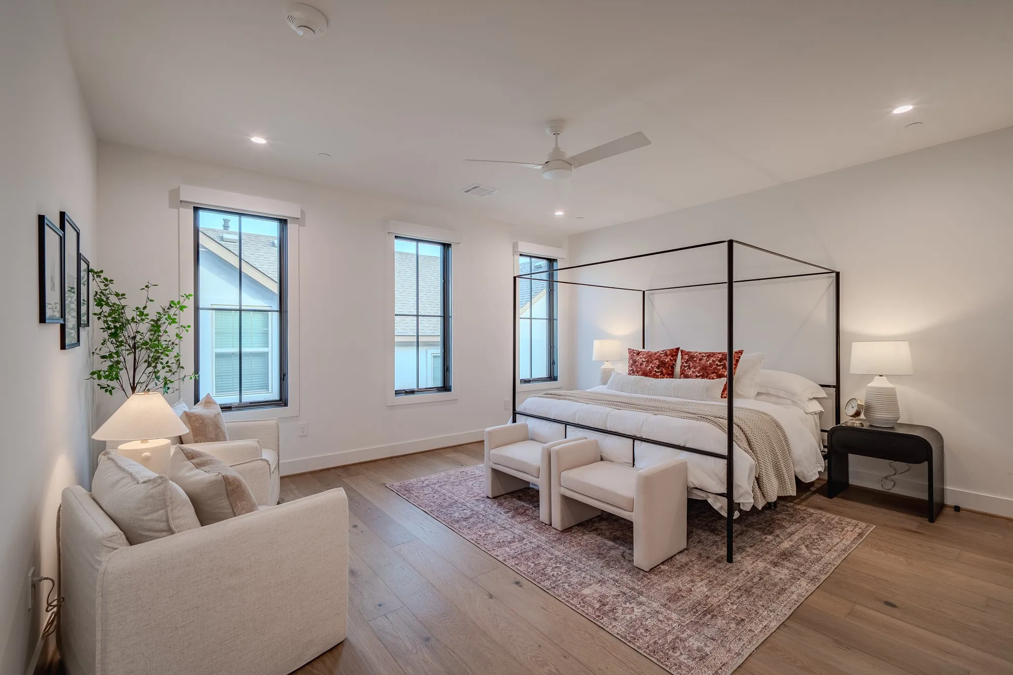 Condominium For Rent in Dallas County , 4114 Emerson Avenue 6, University Park, Texas 75205, 3 Bedrooms, 3 Bathrooms, 3 Garage spaces, 2,490 Sqft, built in 2025, Price $9,950, mls#21333585, Real Estate Agent in University Park, Homes For Rent in Dallas county, Homes For Rent in University Park, Realtor in University Park Texas, Real Estate Brokerage Independent Realty Texas, Luminita Cordes Realtor