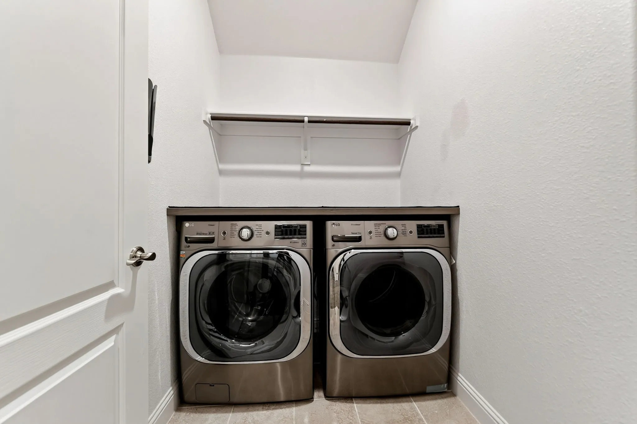 Washer & Dryer Convey with Purchase

