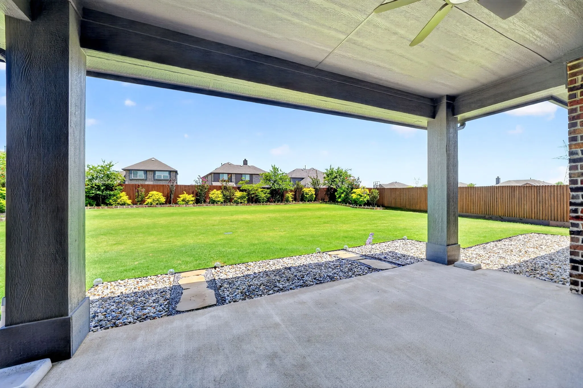 Single Family Residence For Sale in Rockwall County , 4129 Cerulean Circle, Royse City, Texas 75189, 4 Bedroom, 3 Bathroom, 2 Garage spaces, 2,989 Sqft, built in 2022, mls#21312947, Real Estate Agent in Royse City, Homes For Sale in Rockwall county, Homes For Sale in Royse City, Realtor in Royse City Texas, Real Estate Brokerage Independent Realty Texas, Luminita Cordes Realtor