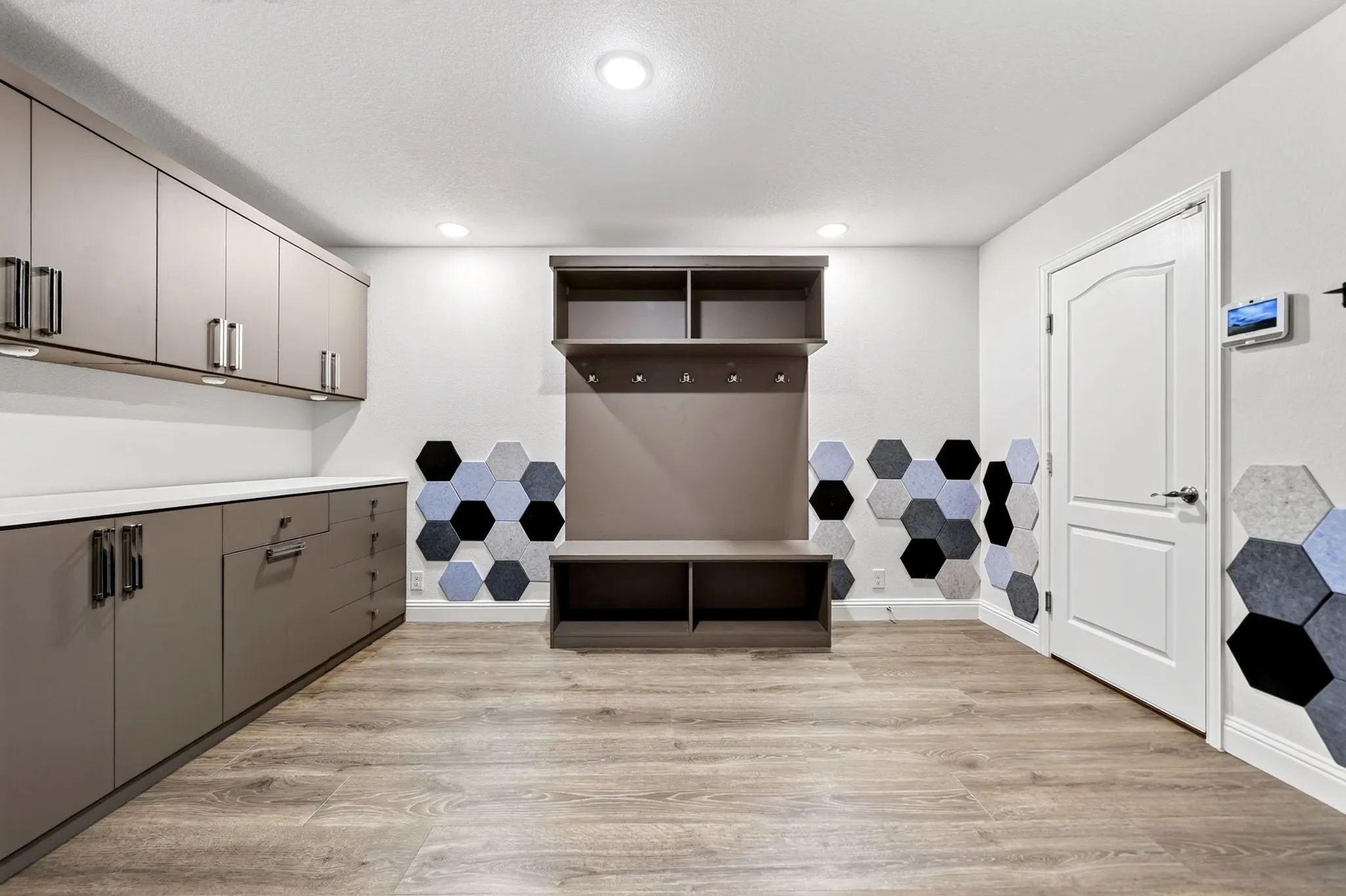 Single Family Residence For Sale in Rockwall County , 4129 Cerulean Circle, Royse City, Texas 75189, 4 Bedroom, 3 Bathroom, 2 Garage spaces, 2,989 Sqft, built in 2022, mls#21312947, Real Estate Agent in Royse City, Homes For Sale in Rockwall county, Homes For Sale in Royse City, Realtor in Royse City Texas, Real Estate Brokerage Independent Realty Texas, Luminita Cordes Realtor