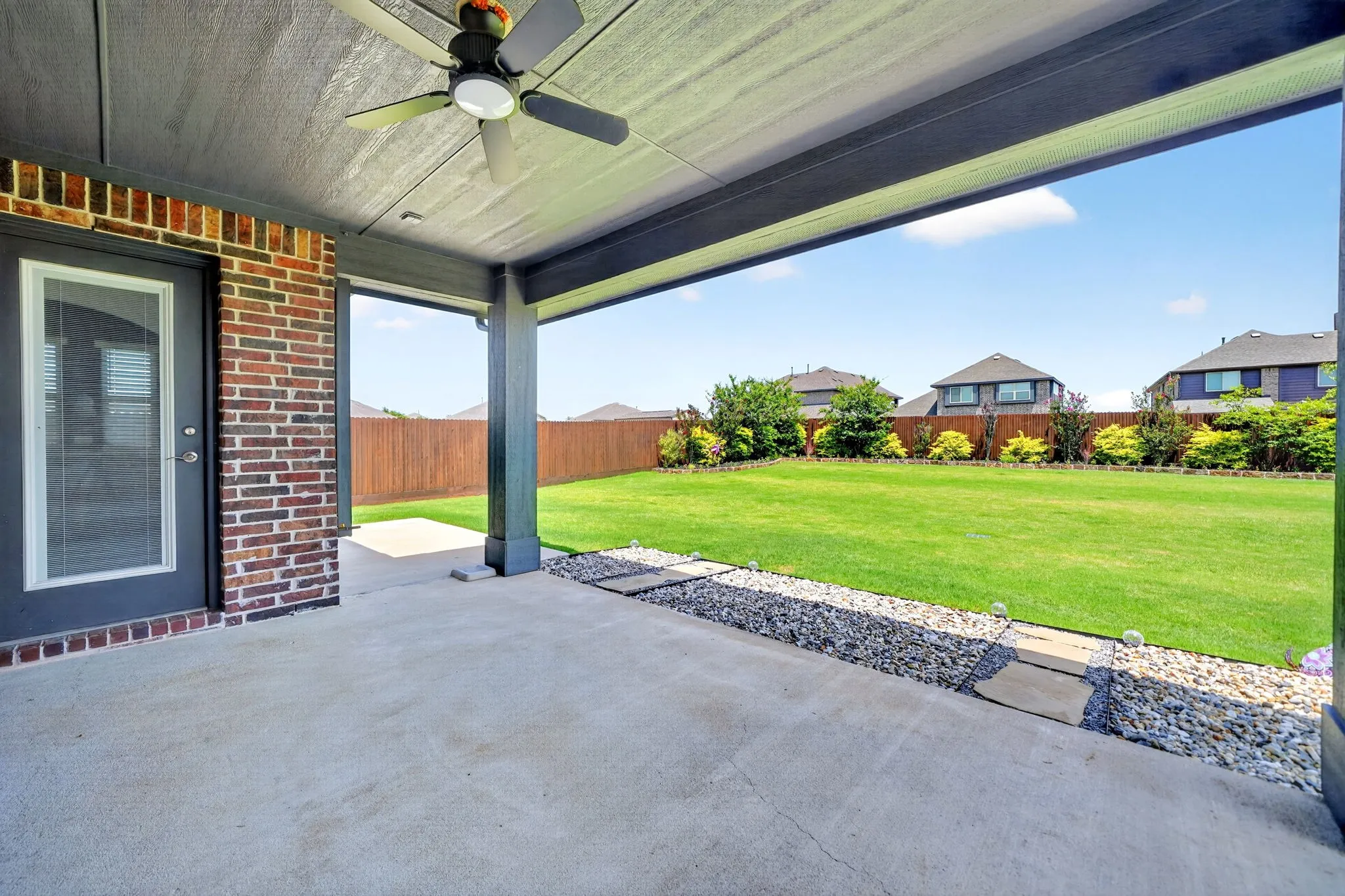 Single Family Residence For Sale in Rockwall County , 4129 Cerulean Circle, Royse City, Texas 75189, 4 Bedroom, 3 Bathroom, 2 Garage spaces, 2,989 Sqft, built in 2022, mls#21312947, Real Estate Agent in Royse City, Homes For Sale in Rockwall county, Homes For Sale in Royse City, Realtor in Royse City Texas, Real Estate Brokerage Independent Realty Texas, Luminita Cordes Realtor
