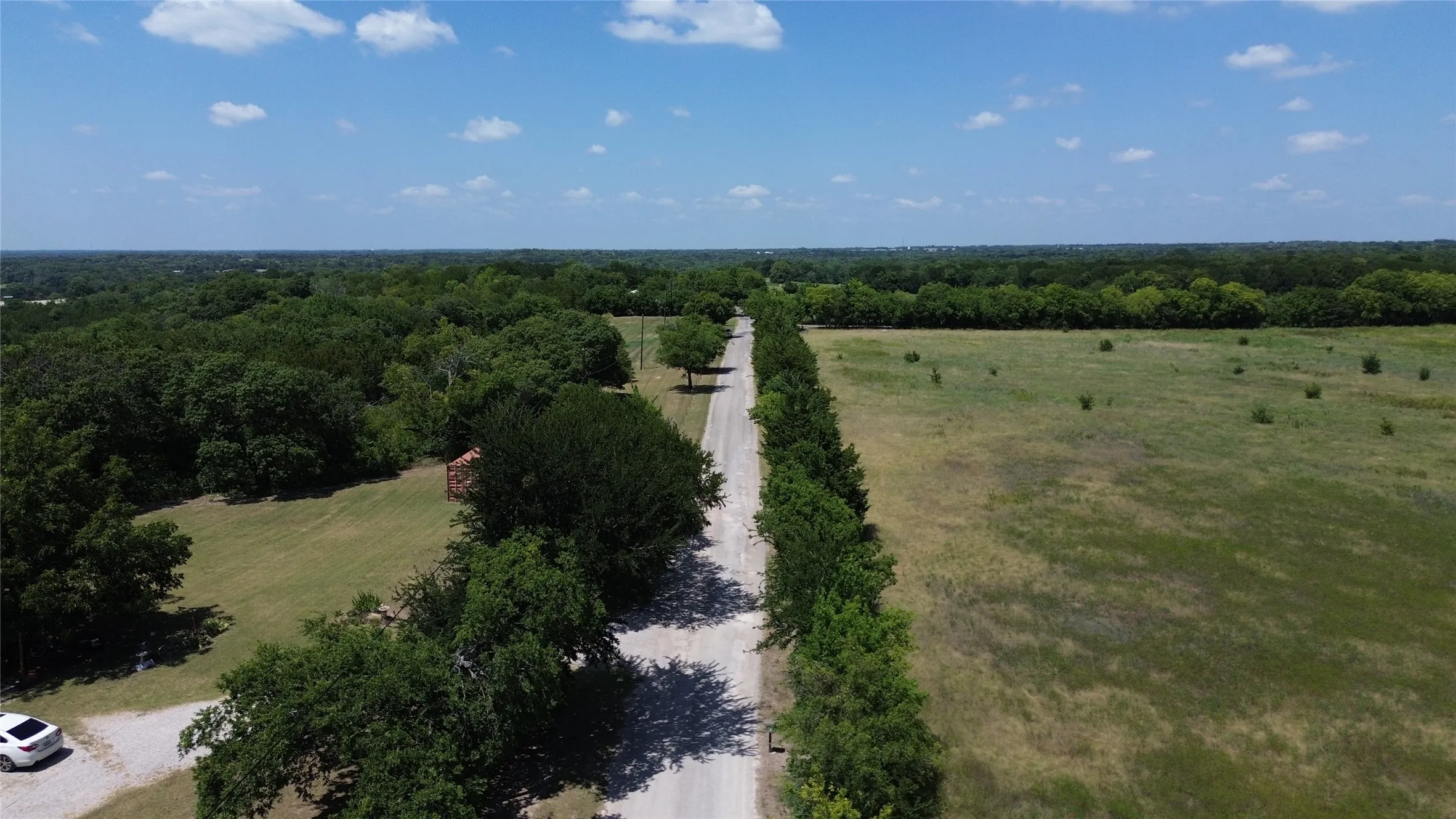 From Gordon Rd. looking North