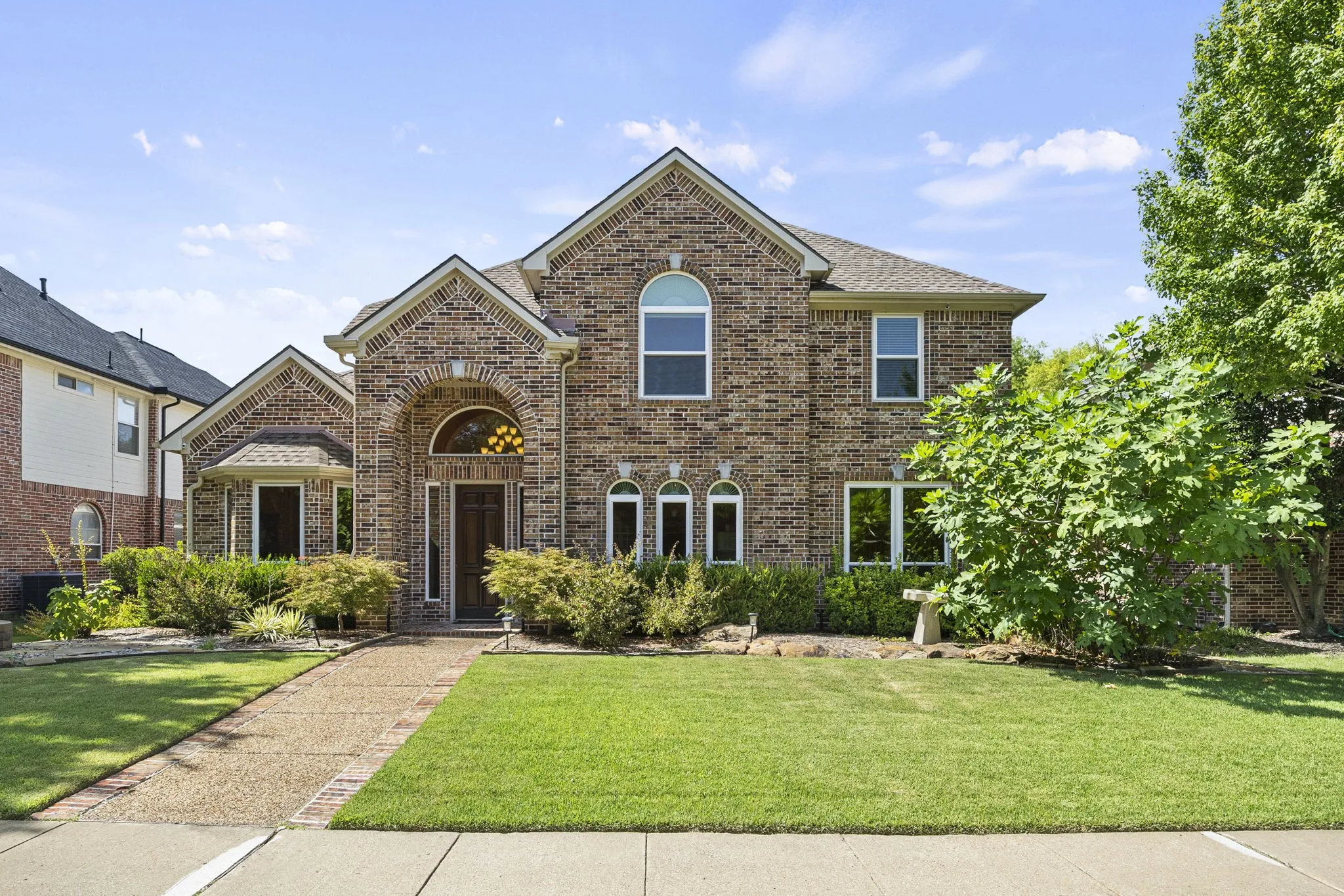 Single Family Residence For Sale in Denton County , 3187 Blue Oak Drive, Frisco, Texas 75033, 4 Bedroom, 4 Bathroom, 2 Garage spaces, 3,569 Sqft, built in 2001, mls#21339949, Real Estate Agent in Frisco, Homes For Sale in Denton county, Homes For Sale in Frisco, Realtor in Frisco Texas, Real Estate Brokerage Independent Realty Texas, Luminita Cordes Realtor