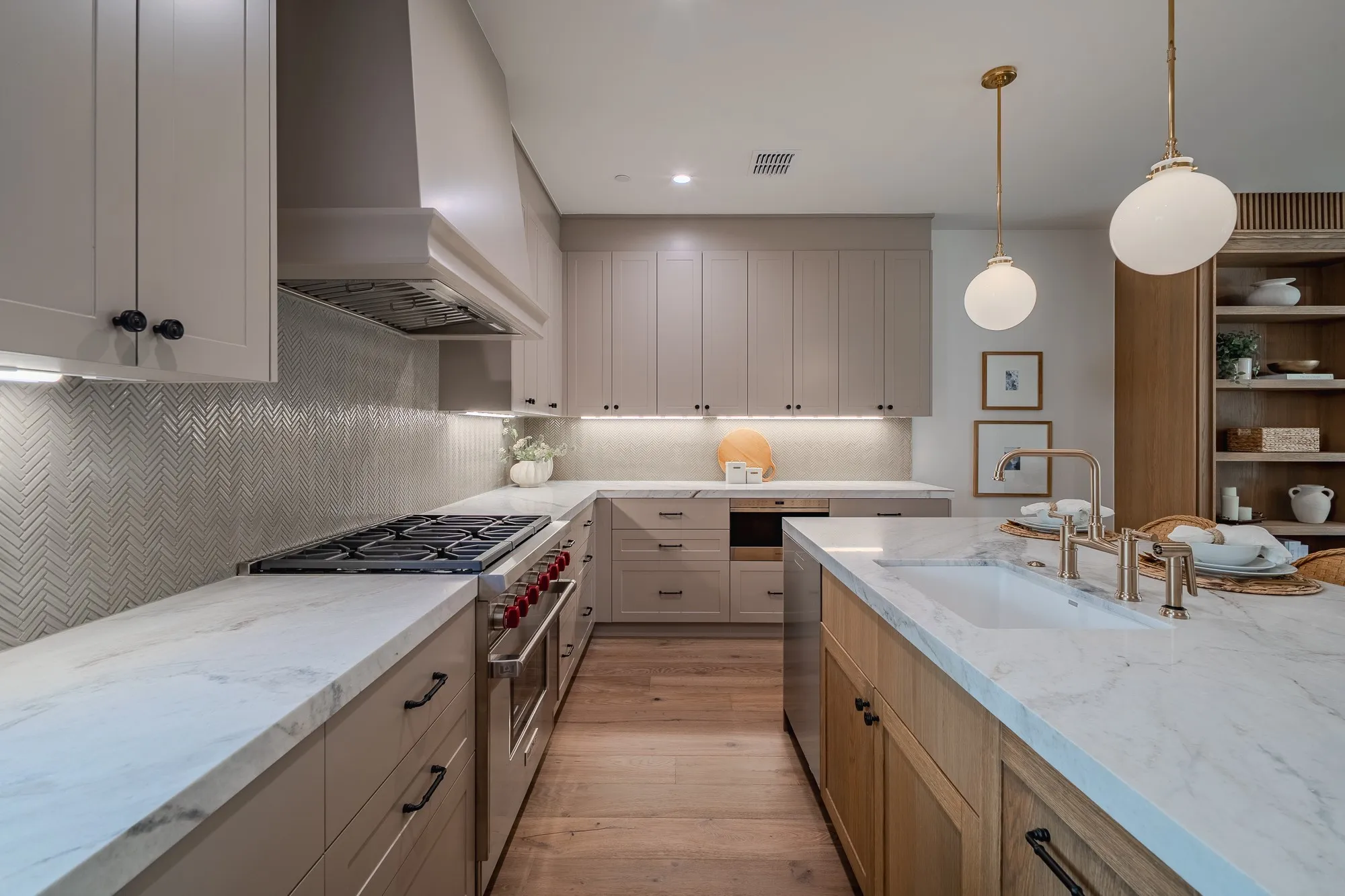 Townhouse For Rent in Dallas County , 4114 Emerson Avenue 3, University Park, Texas 75205, 2 Bedrooms, 3 Bathrooms, 2 Garage spaces, 1,807 Sqft, built in 2025, Price $7,225, mls#21333570, Real Estate Agent in University Park, Homes For Rent in Dallas county, Homes For Rent in University Park, Realtor in University Park Texas, Real Estate Brokerage Independent Realty Texas, Luminita Cordes Realtor