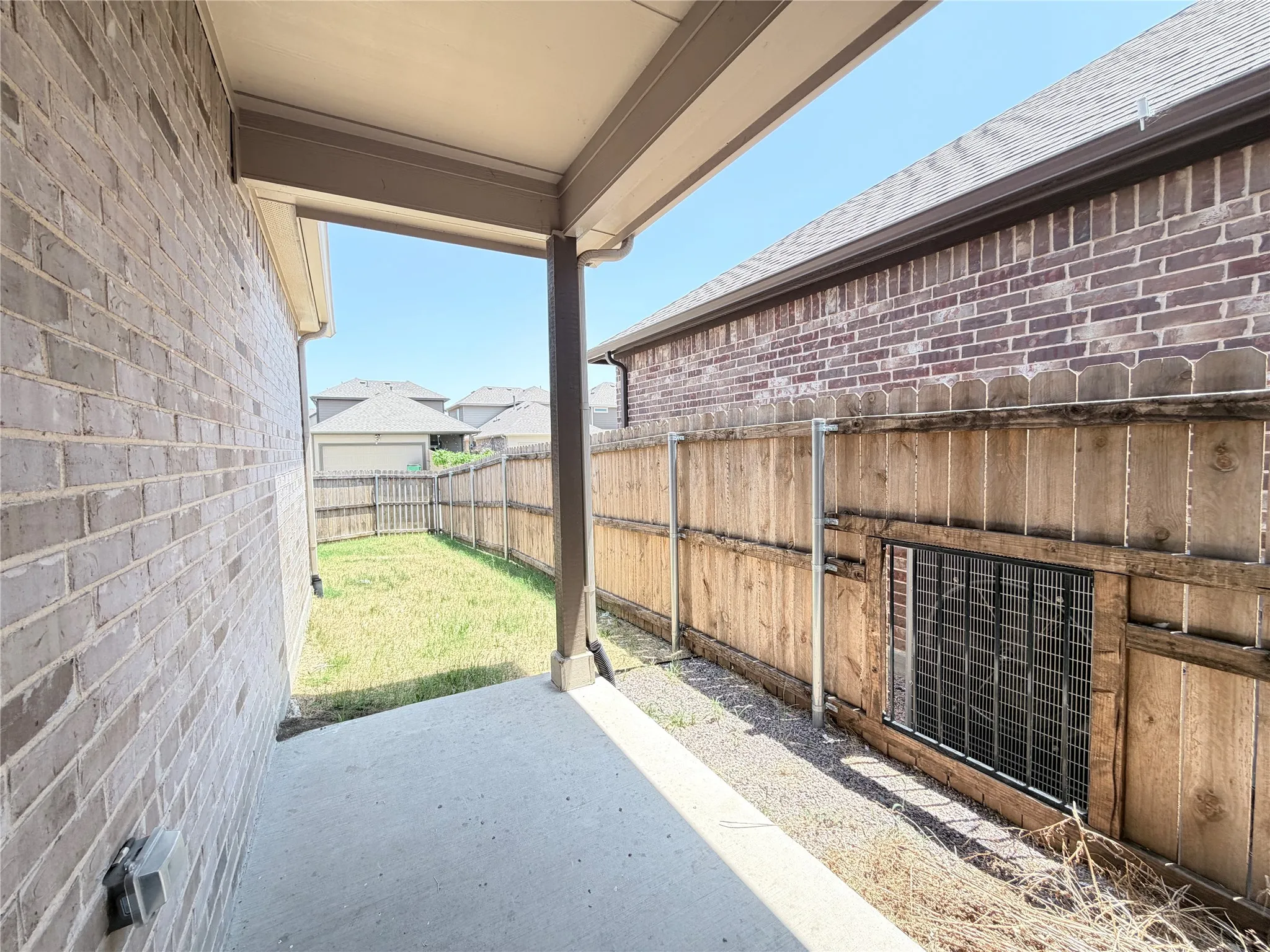 Single Family Residence For Rent in Tarrant County , 4808 Sparkling Pathway, Haltom City, Texas 76117, 4 Bedroom, 3 Bathroom, 2 Garage spaces, 1,986 Sqft, built in 2024, mls#21340050, Real Estate Agent in Haltom City, Homes For Rent in Tarrant county, Homes For Rent in Haltom City, Realtor in Haltom City Texas, Real Estate Brokerage Independent Realty Texas, Luminita Cordes Realtor
