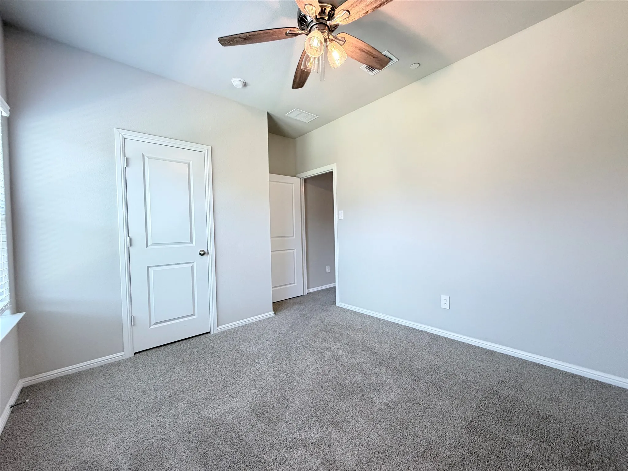 Single Family Residence For Rent in Tarrant County , 4808 Sparkling Pathway, Haltom City, Texas 76117, 4 Bedroom, 3 Bathroom, 2 Garage spaces, 1,986 Sqft, built in 2024, mls#21340050, Real Estate Agent in Haltom City, Homes For Rent in Tarrant county, Homes For Rent in Haltom City, Realtor in Haltom City Texas, Real Estate Brokerage Independent Realty Texas, Luminita Cordes Realtor