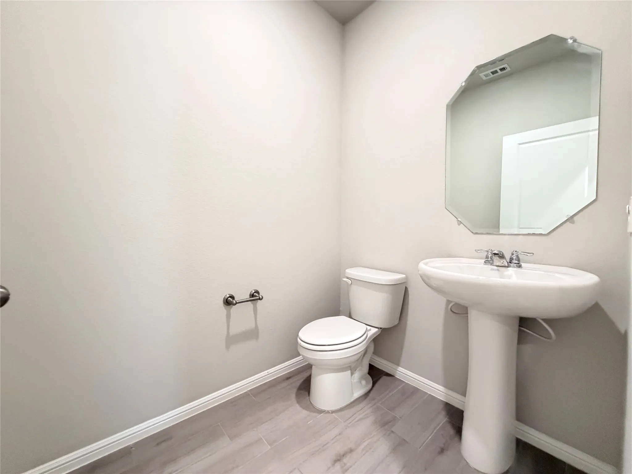 Single Family Residence For Rent in Tarrant County , 4808 Sparkling Pathway, Haltom City, Texas 76117, 4 Bedroom, 3 Bathroom, 2 Garage spaces, 1,986 Sqft, built in 2024, mls#21340050, Real Estate Agent in Haltom City, Homes For Rent in Tarrant county, Homes For Rent in Haltom City, Realtor in Haltom City Texas, Real Estate Brokerage Independent Realty Texas, Luminita Cordes Realtor