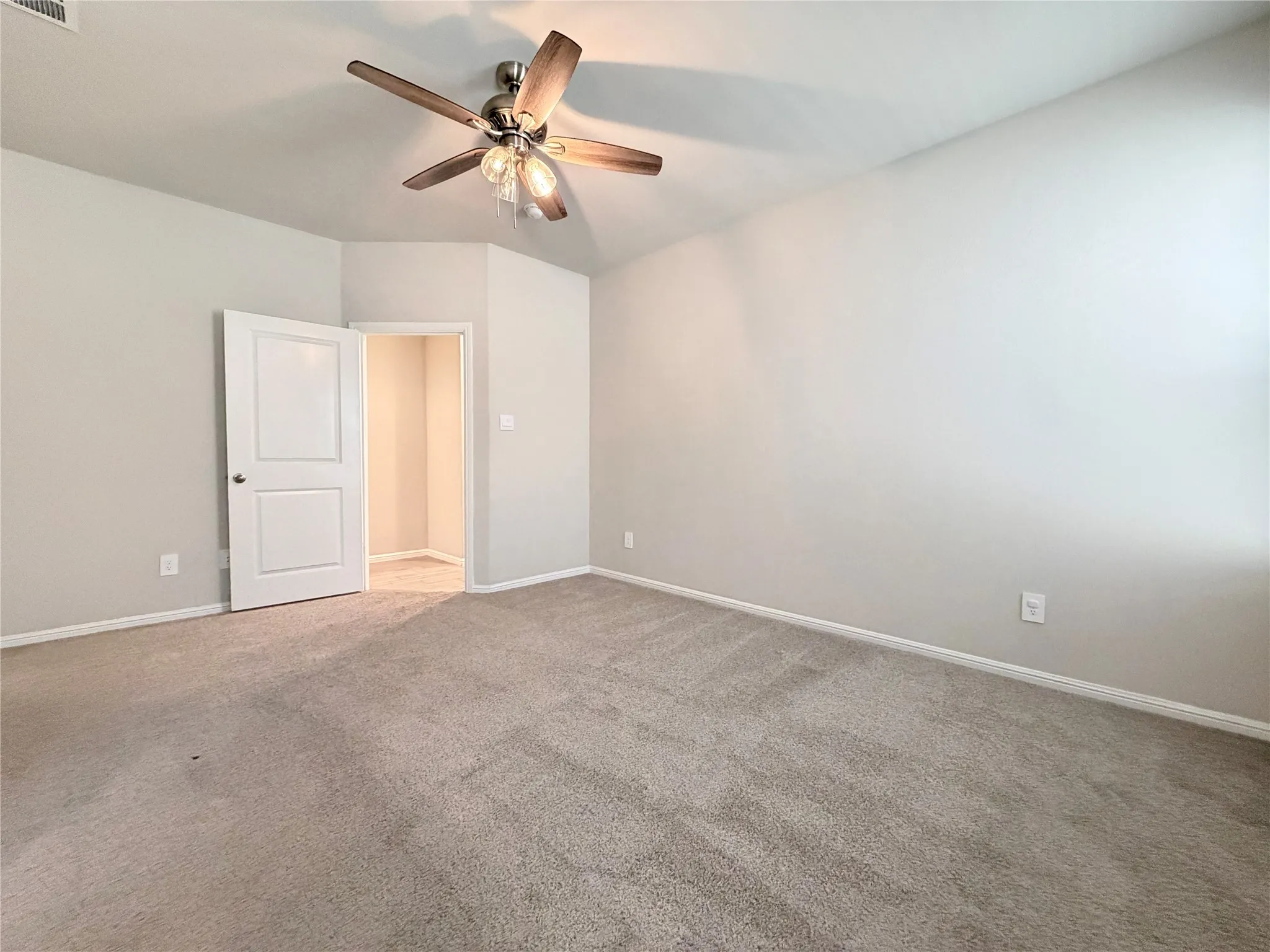 Single Family Residence For Rent in Tarrant County , 4808 Sparkling Pathway, Haltom City, Texas 76117, 4 Bedroom, 3 Bathroom, 2 Garage spaces, 1,986 Sqft, built in 2024, mls#21340050, Real Estate Agent in Haltom City, Homes For Rent in Tarrant county, Homes For Rent in Haltom City, Realtor in Haltom City Texas, Real Estate Brokerage Independent Realty Texas, Luminita Cordes Realtor