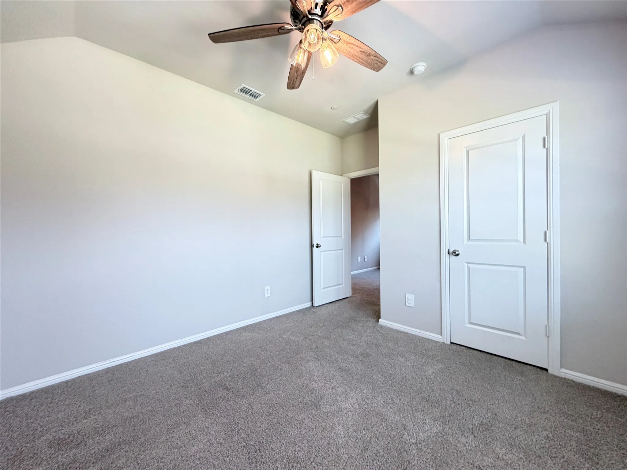 Single Family Residence For Rent in Tarrant County , 4808 Sparkling Pathway, Haltom City, Texas 76117, 4 Bedroom, 3 Bathroom, 2 Garage spaces, 1,986 Sqft, built in 2024, mls#21340050, Real Estate Agent in Haltom City, Homes For Rent in Tarrant county, Homes For Rent in Haltom City, Realtor in Haltom City Texas, Real Estate Brokerage Independent Realty Texas, Luminita Cordes Realtor