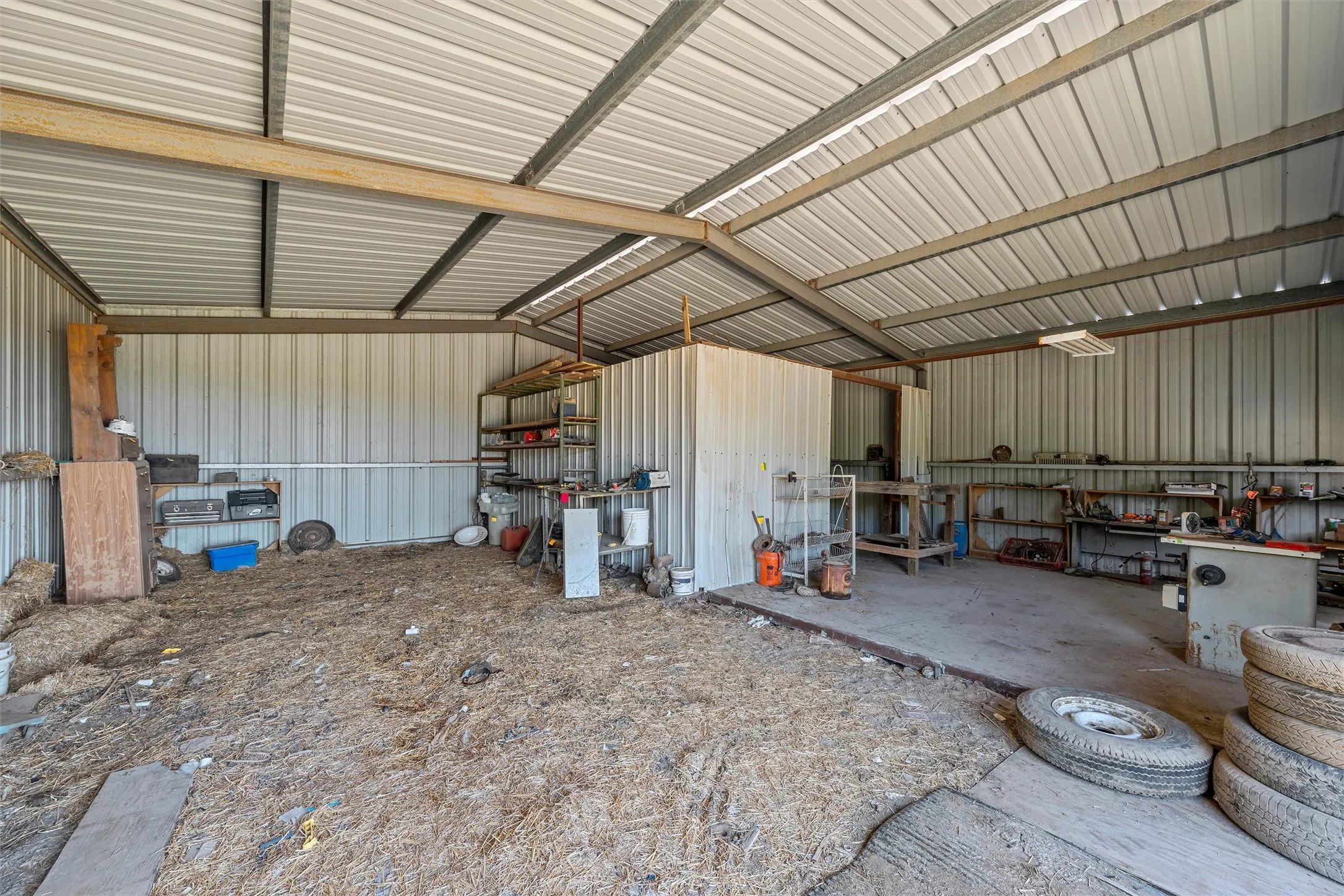 Single Family Residence For Sale in Mc Lennan County , 429 Wildwood Trail, Robinson, Texas 76655, 3 Bedroom, 2 Bathroom, Garage spaces, 1,886 Sqft, built in 1985, mls#21340030, Real Estate Agent in Robinson, Homes For Sale in Mc Lennan county, Homes For Sale in Robinson, Realtor in Robinson Texas, Real Estate Brokerage Independent Realty Texas, Luminita Cordes Realtor