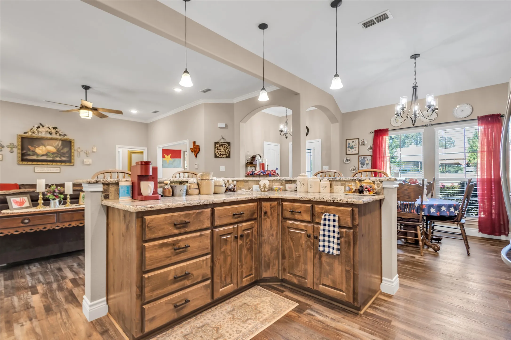 Single Family Residence For Sale in Rains County , 530 Rs County Road 4269, Emory, Texas 75440, 3 Bedroom, 2 Bathroom, 4 Garage spaces, 1,891 Sqft, built in 2018, mls#21339460, Real Estate Agent in Emory, Homes For Sale in Rains county, Homes For Sale in Emory, Realtor in Emory Texas, Real Estate Brokerage Independent Realty Texas, Luminita Cordes Realtor