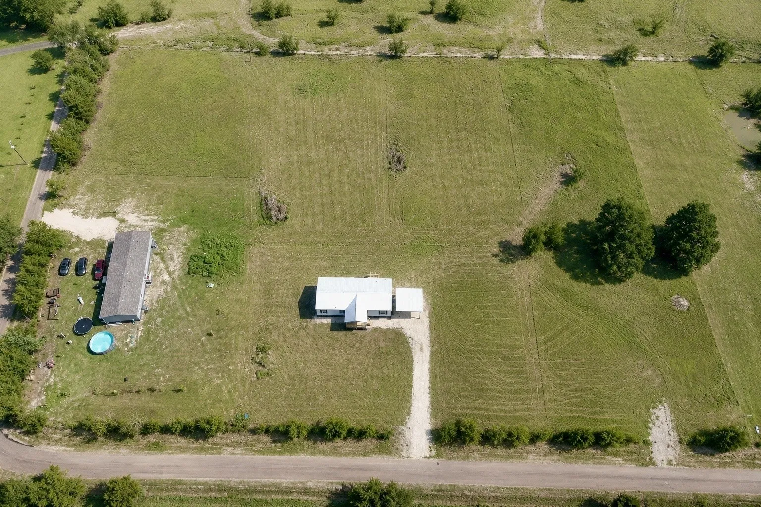 Manufactured Home For Sale in Kaufman County , 2618 County Road 119, Kaufman, Texas 75142, 4 Bedroom, 2 Bathroom, Garage spaces, 1,493 Sqft, built in 2026, mls#21337001, Real Estate Agent in Kaufman, Homes For Sale in Kaufman county, Homes For Sale in Kaufman, Realtor in Kaufman Texas, Real Estate Brokerage Independent Realty Texas, Luminita Cordes Realtor
