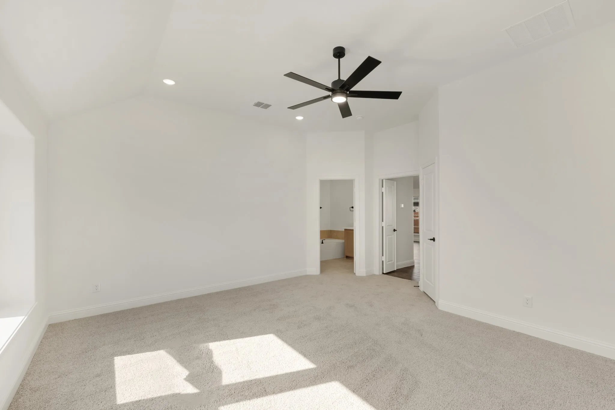 Single Family Residence For Sale in Tarrant County , 1120 Tanger Lane, Crowley, Texas 76036, 4 Bedroom, 2 Bathroom, 2 Garage spaces, 2,034 Sqft, built in 2026, mls#21340064, Real Estate Agent in Crowley, Homes For Sale in Tarrant county, Homes For Sale in Crowley, Realtor in Crowley Texas, Real Estate Brokerage Independent Realty Texas, Luminita Cordes Realtor