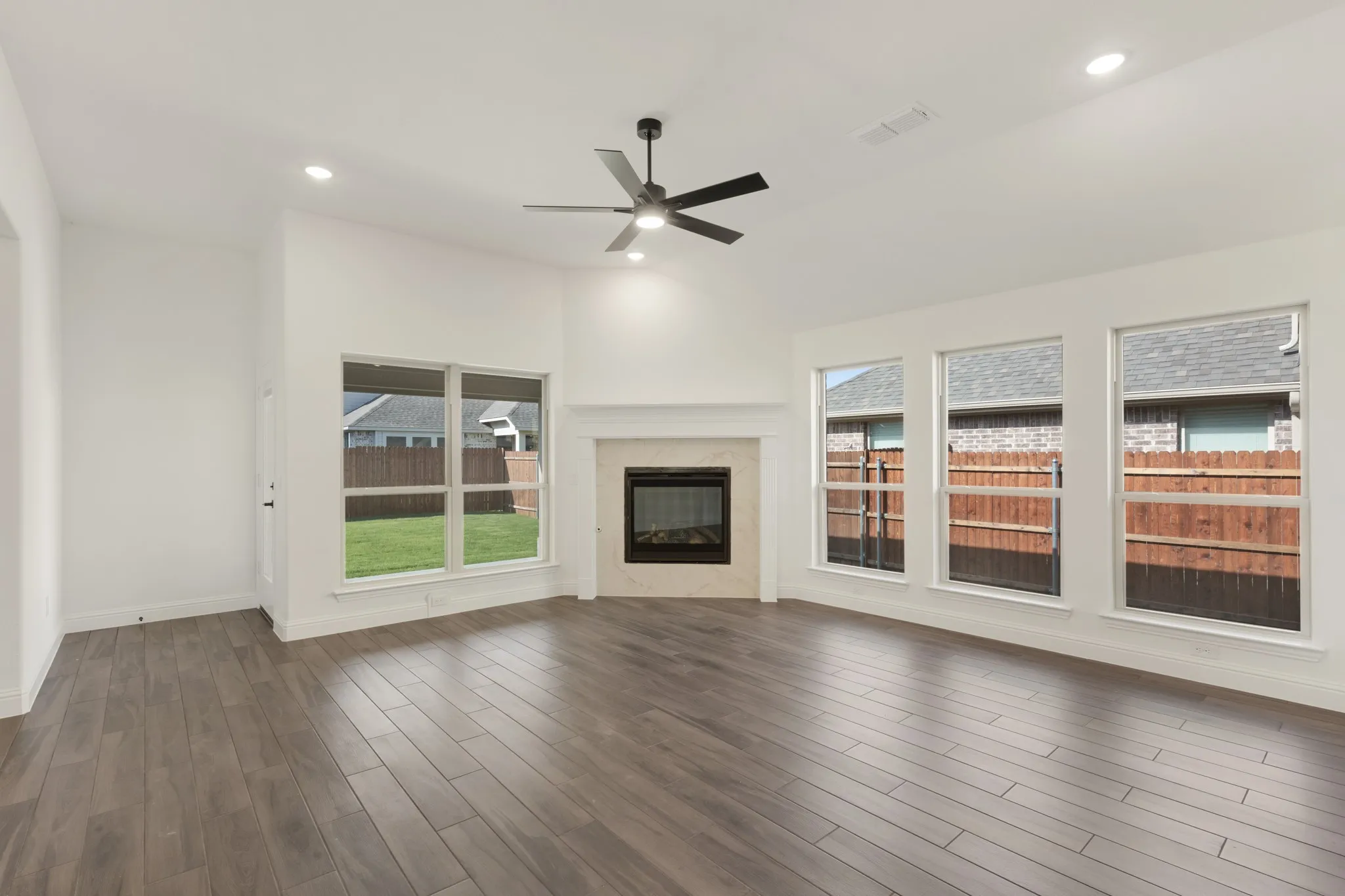Single Family Residence For Sale in Tarrant County , 1120 Tanger Lane, Crowley, Texas 76036, 4 Bedroom, 2 Bathroom, 2 Garage spaces, 2,034 Sqft, built in 2026, mls#21340064, Real Estate Agent in Crowley, Homes For Sale in Tarrant county, Homes For Sale in Crowley, Realtor in Crowley Texas, Real Estate Brokerage Independent Realty Texas, Luminita Cordes Realtor
