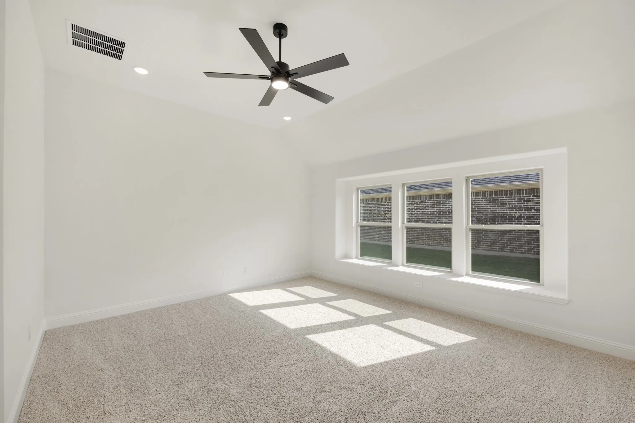 Single Family Residence For Sale in Tarrant County , 1120 Tanger Lane, Crowley, Texas 76036, 4 Bedroom, 2 Bathroom, 2 Garage spaces, 2,034 Sqft, built in 2026, mls#21340064, Real Estate Agent in Crowley, Homes For Sale in Tarrant county, Homes For Sale in Crowley, Realtor in Crowley Texas, Real Estate Brokerage Independent Realty Texas, Luminita Cordes Realtor