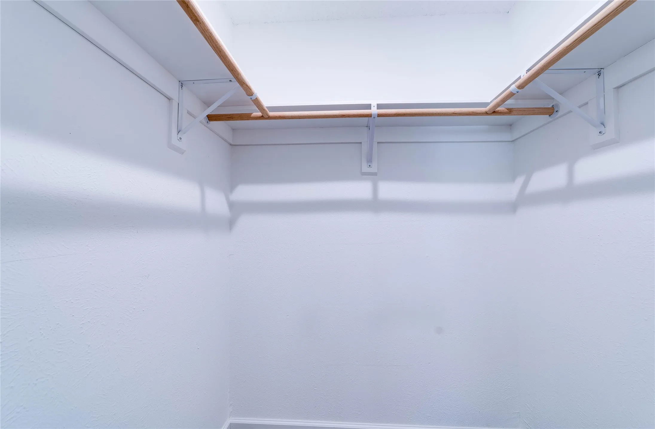 Duplex For Rent in Tarrant County , 6824 Trail Lake Drive 6826, Fort Worth, Texas 76133, 2 Bedroom, 2 Bathroom, 1 Garage spaces, 2,586 Sqft, built in 1978, mls#21340071, Real Estate Agent in Fort Worth, Homes For Rent in Tarrant county, Homes For Rent in Fort Worth, Realtor in Fort Worth Texas, Real Estate Brokerage Independent Realty Texas, Luminita Cordes Realtor